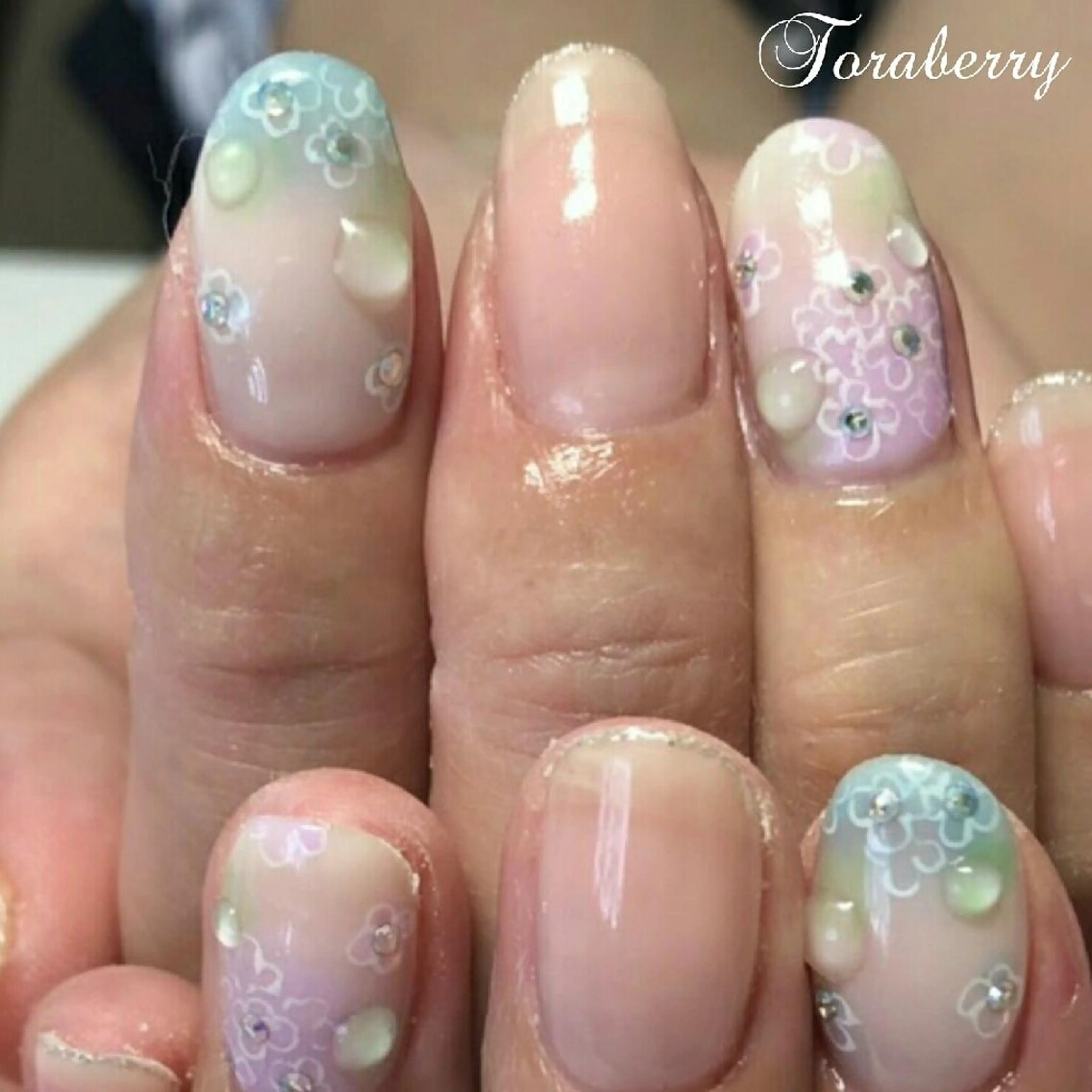 ネイル ハンドネイル ネイリスト なつみのネイルデザイン