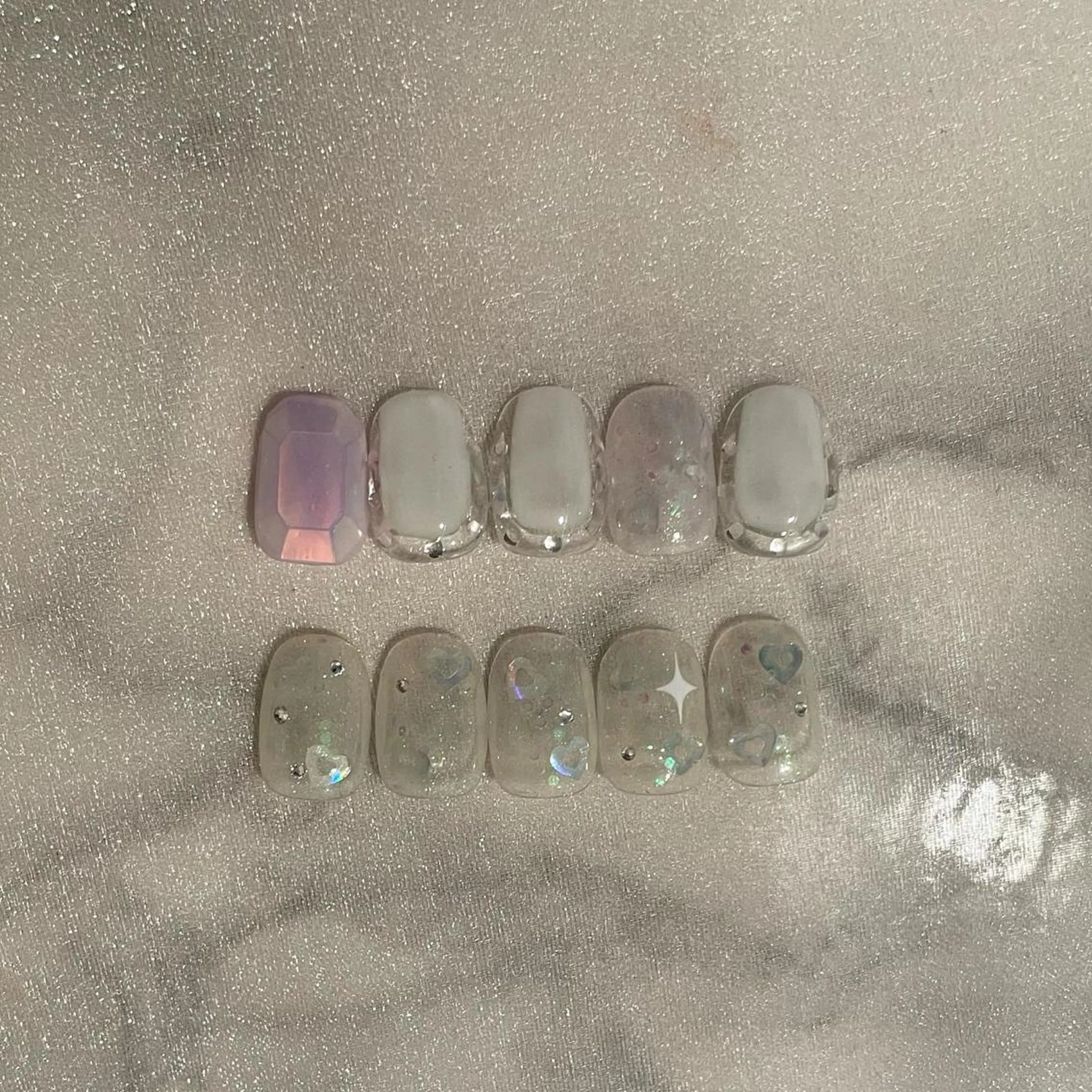 ネイル オーロラネイル フレンチネイル ガーリー ハート 韓国ネイル ハンドネイル ハンドケア lyly.nail所属・lylynail YUUKAのネイルデザイン