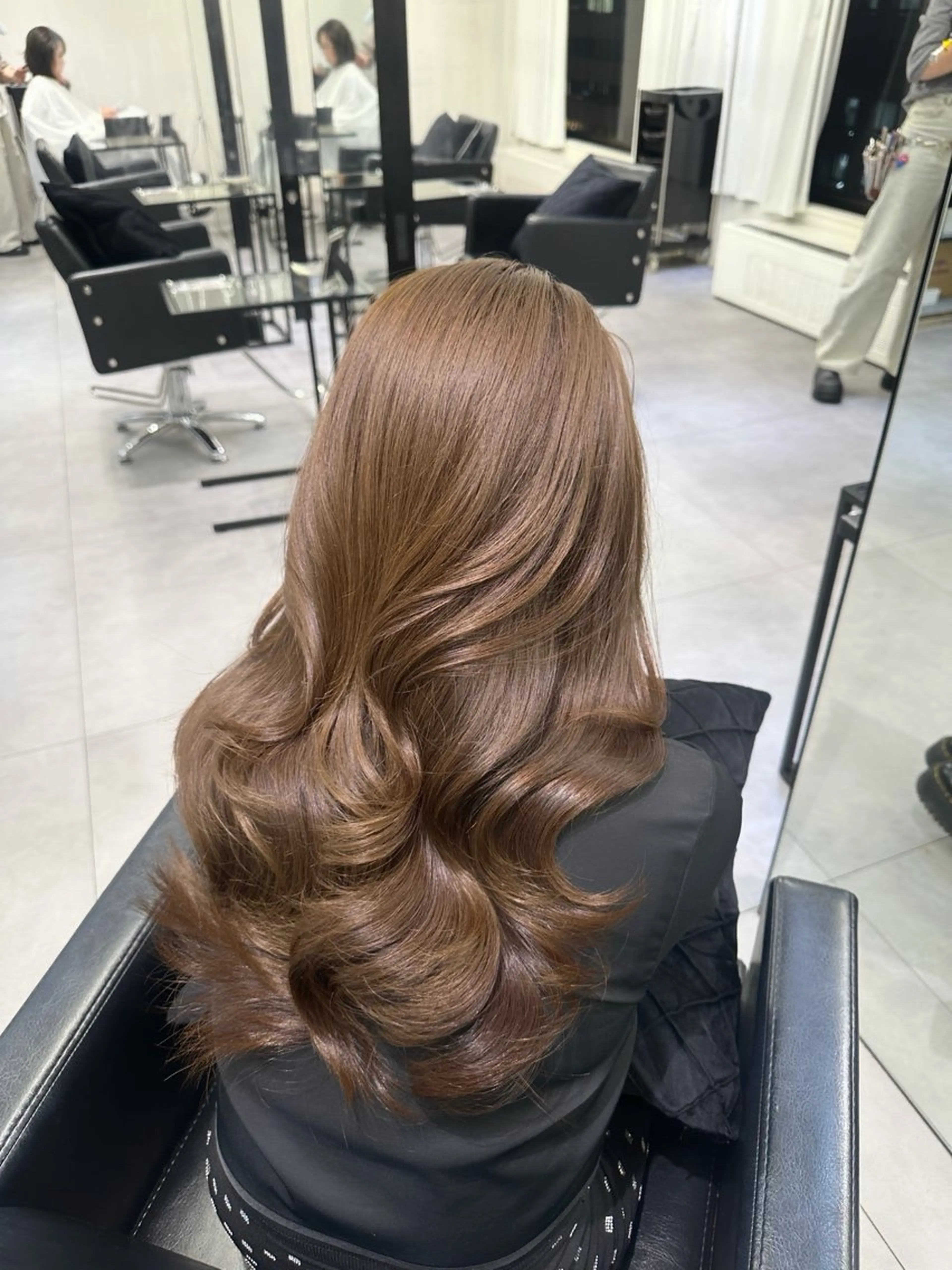 ロング カット ヘアカラー 盛れるヘア♡ 韓国Styleのヘアスタイル