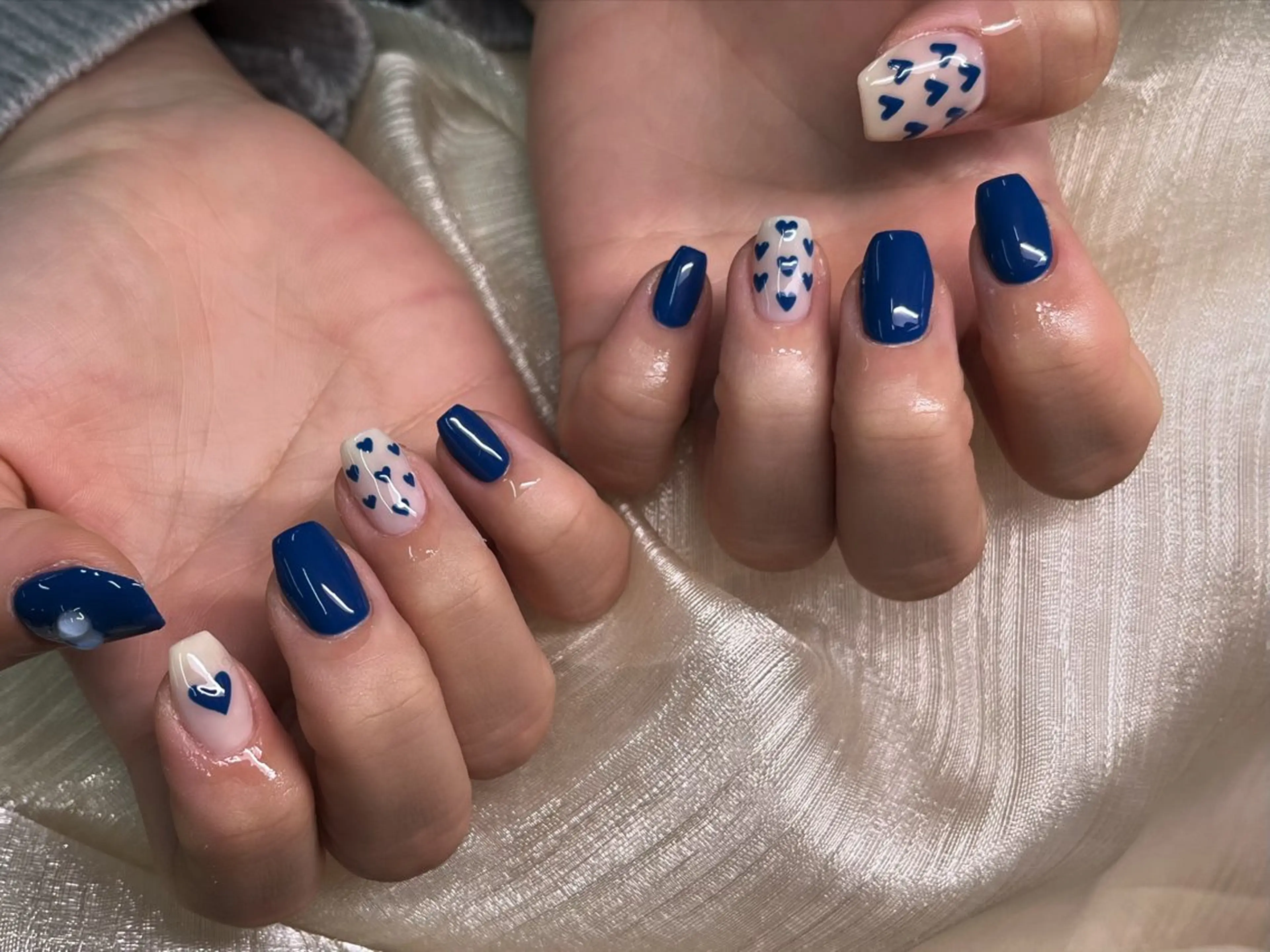 ネイル 韓国ネイル マグネットネイル 持ち込み ワンカラーネイル ワンホンネイル ToliyDeliy Nail Salonのネイルデザイン