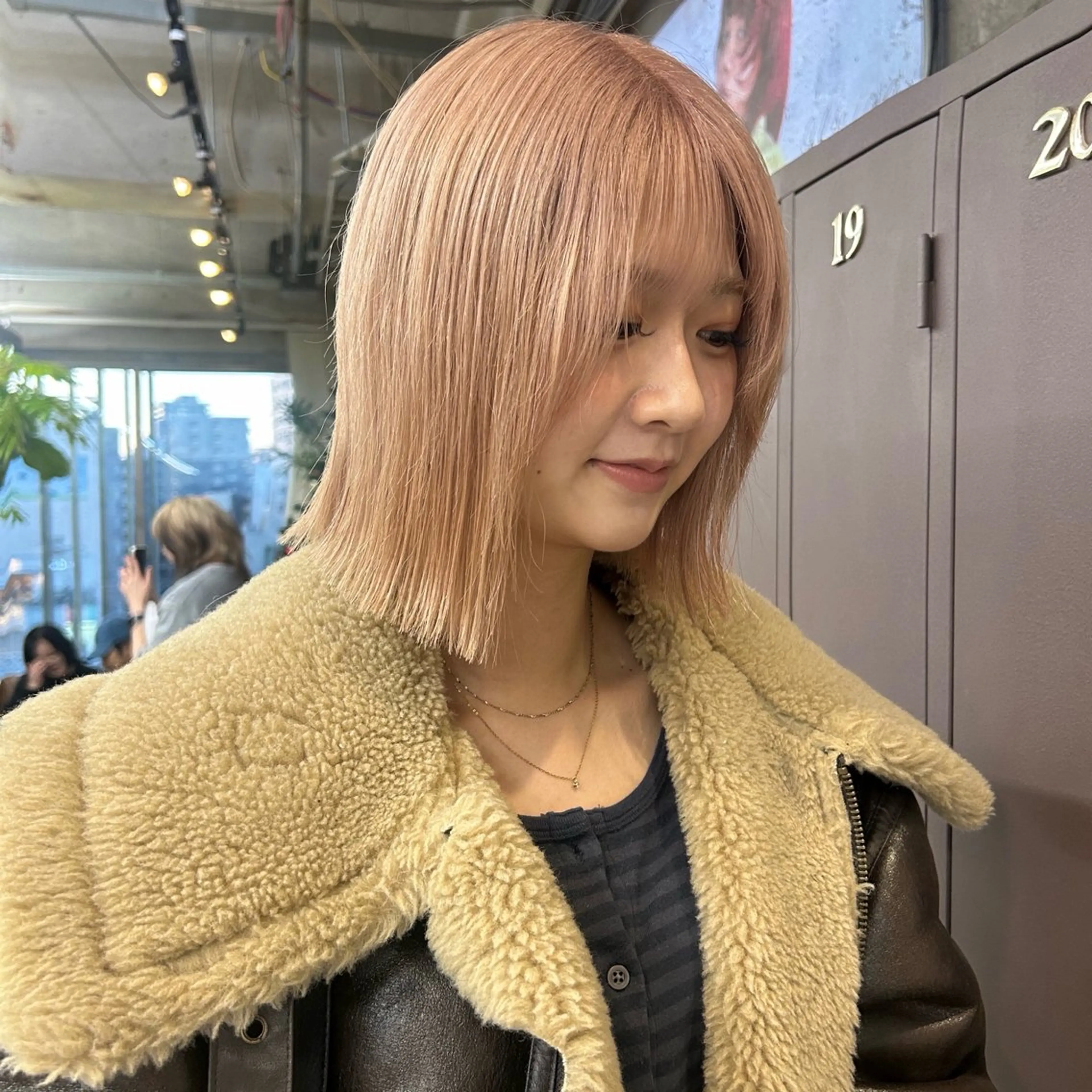 ミディアム カラー ベージュカラー 伊藤ほのか /パーマ/ショートのヘアスタイル