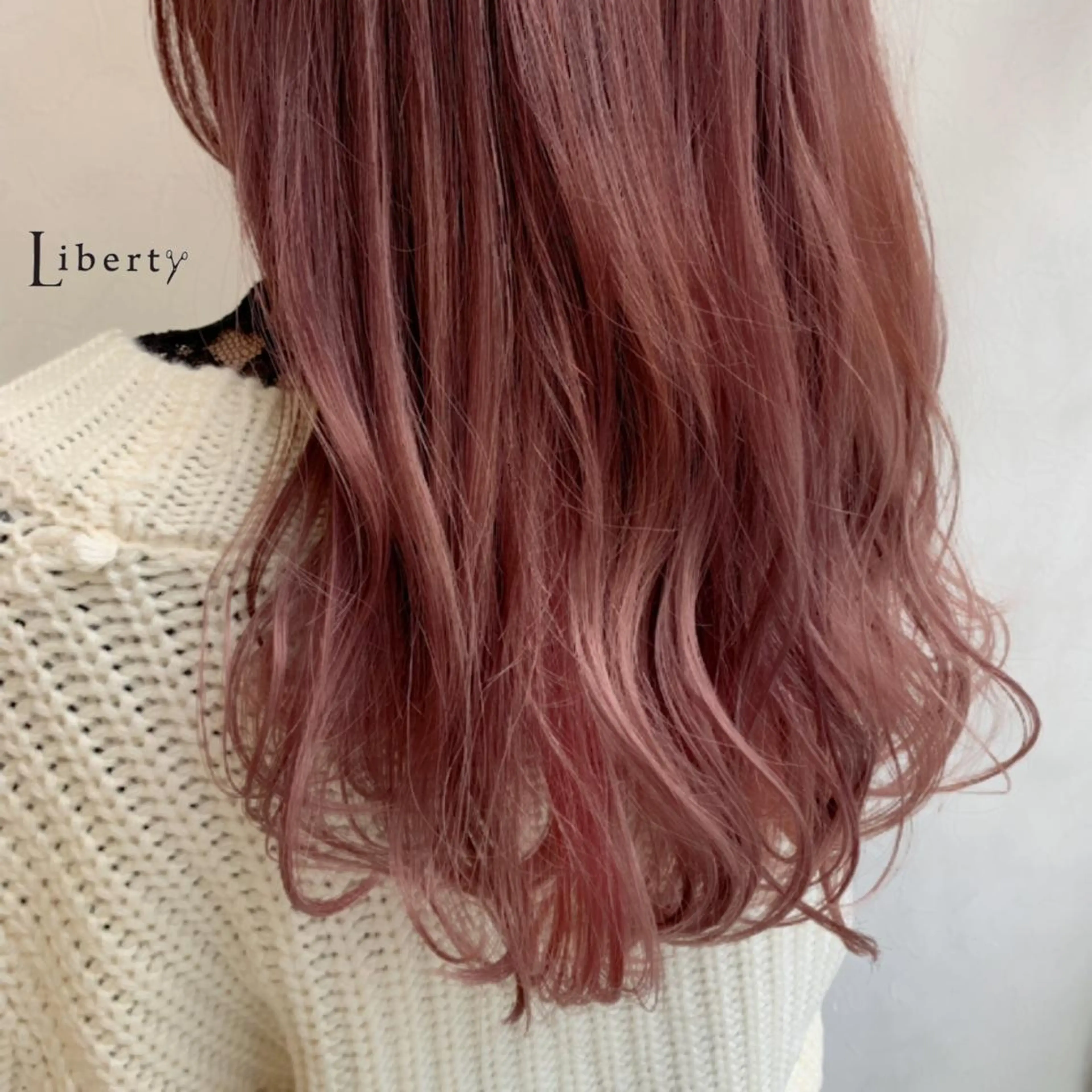 ミディアム カラー インナーカラー ピンクカラー ヘアカラー トリートメント Liberty 店長 TAJIMAのヘアスタイル