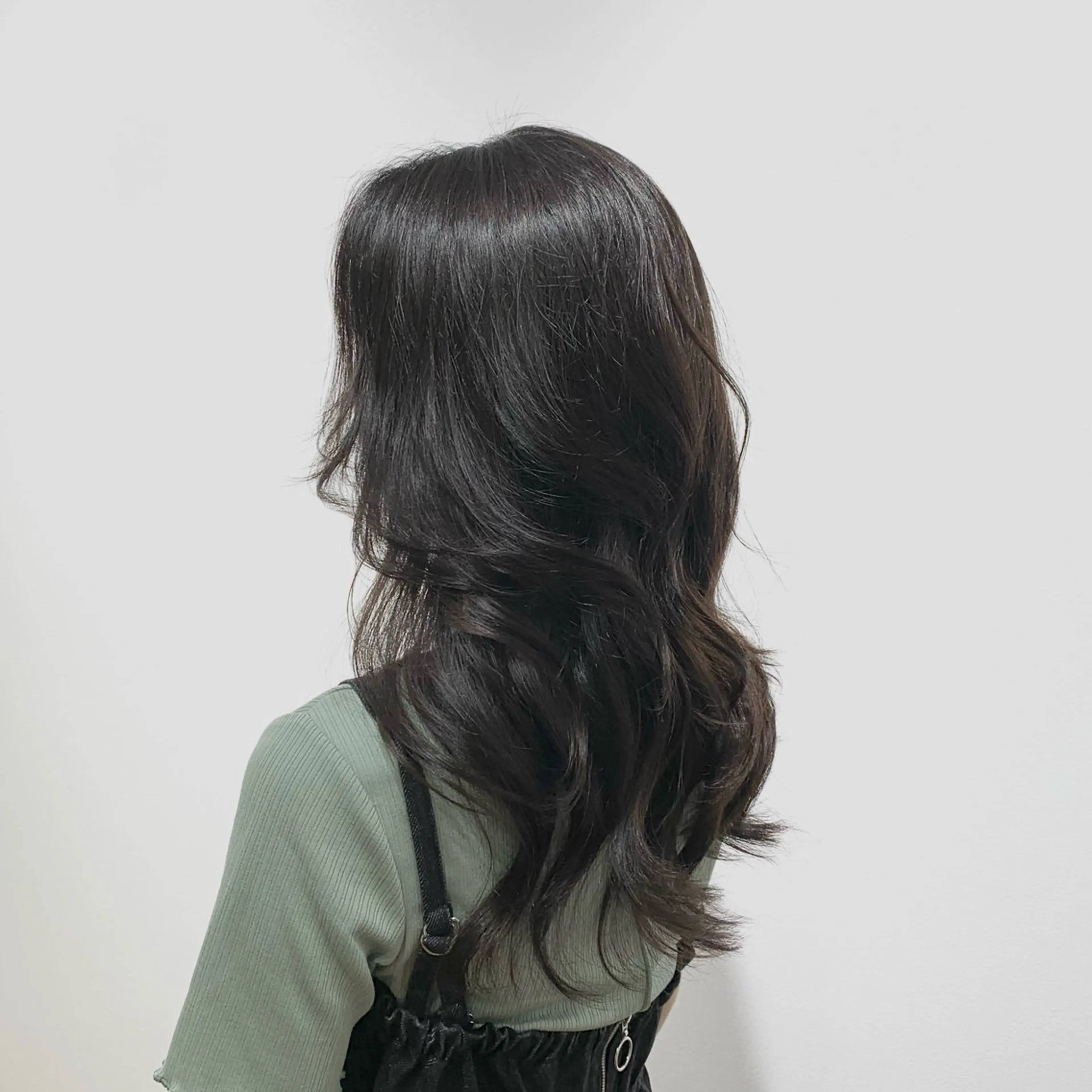 ロング カラー ヘアアレンジ キヨミ 韓国レイヤーカットのヘアスタイル