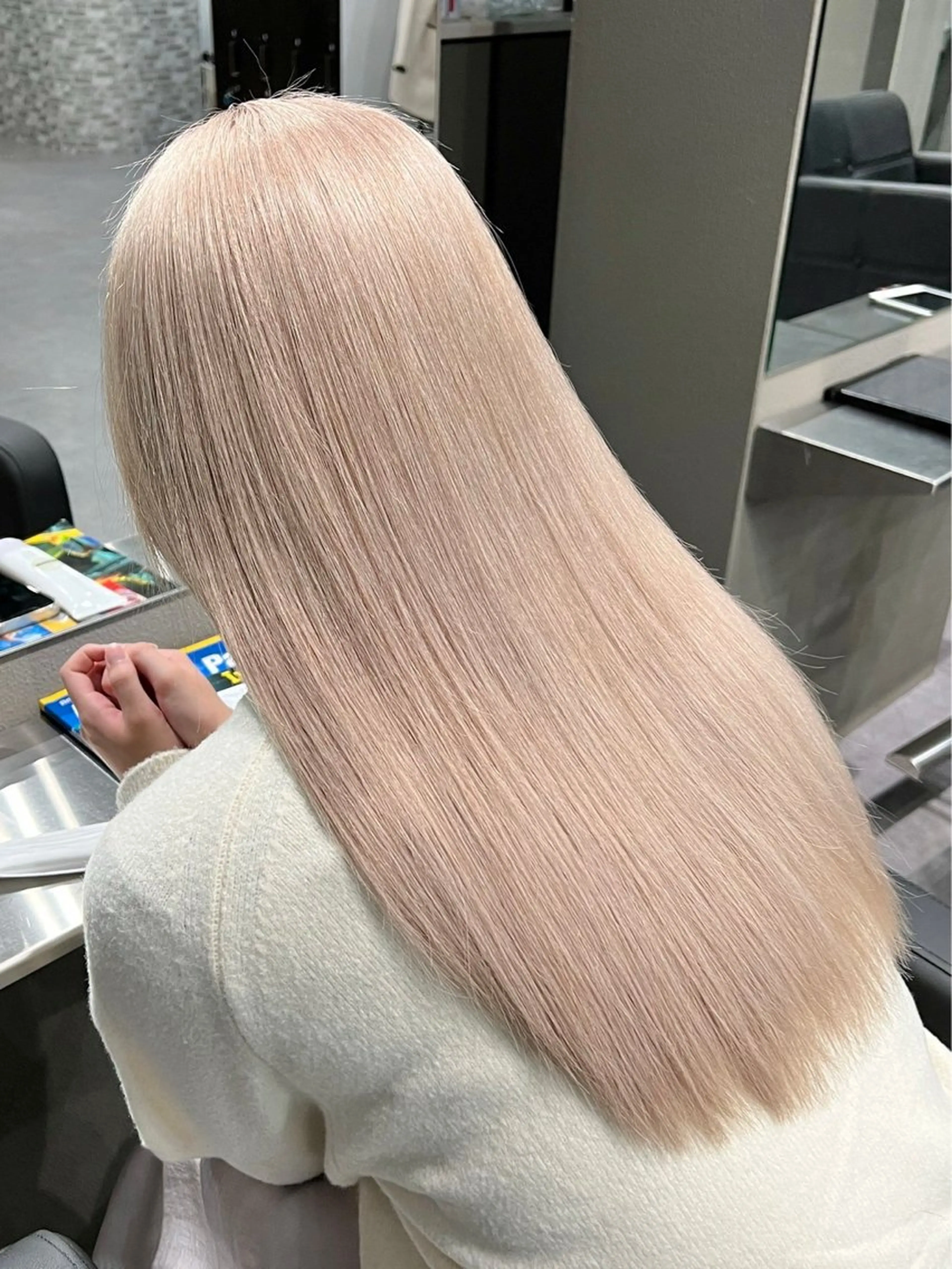 ロング カラー ヘアアレンジ ブロンド カット ヘアカラー SALOWIN京都河原町Suite店所属・外国人風レイヤー/ ハイトーンSHUのヘアスタイル