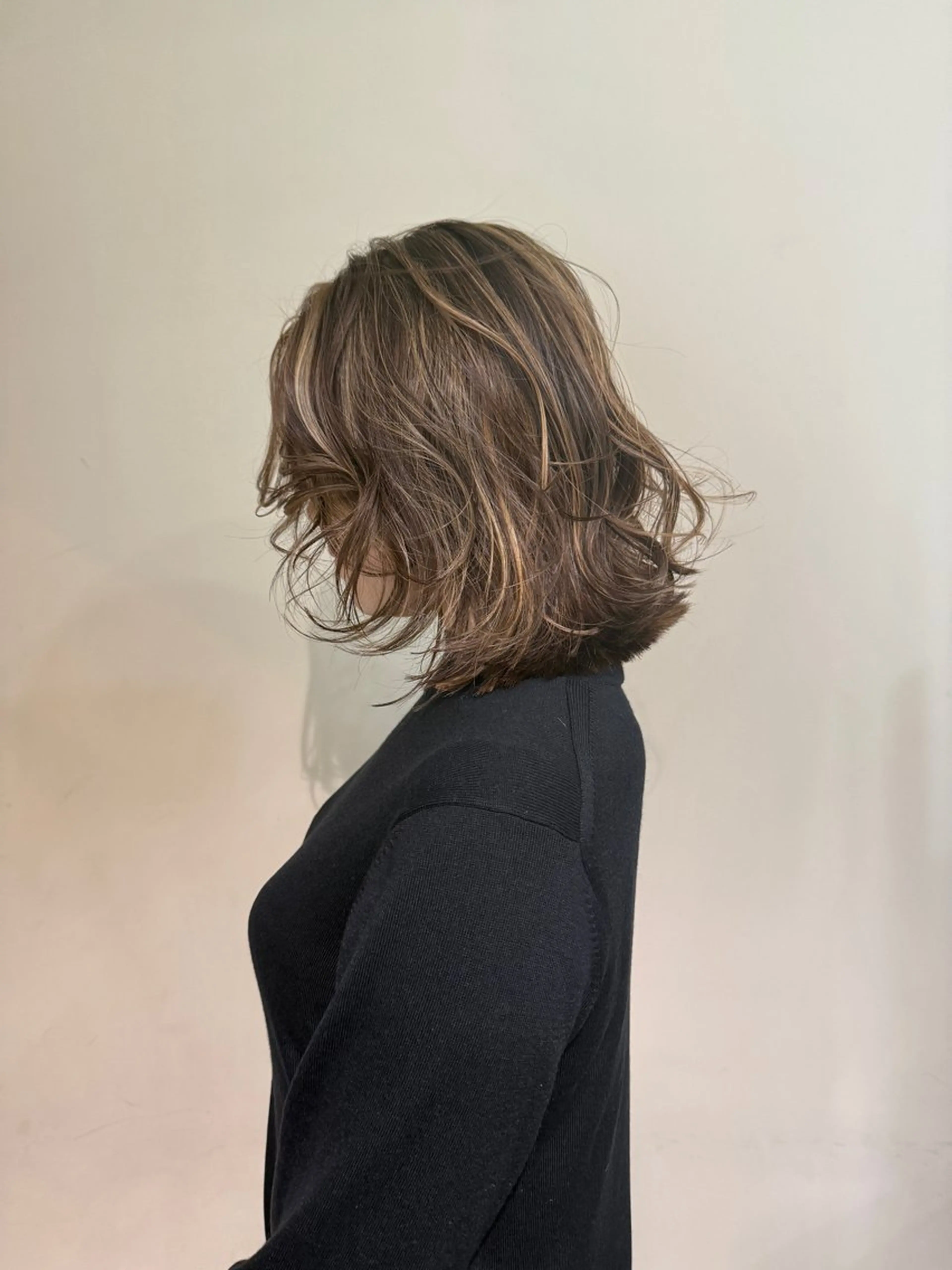 セミロング カラー カット ヘアカラー トリートメント 色気レイヤーカット 大和健生のヘアスタイル