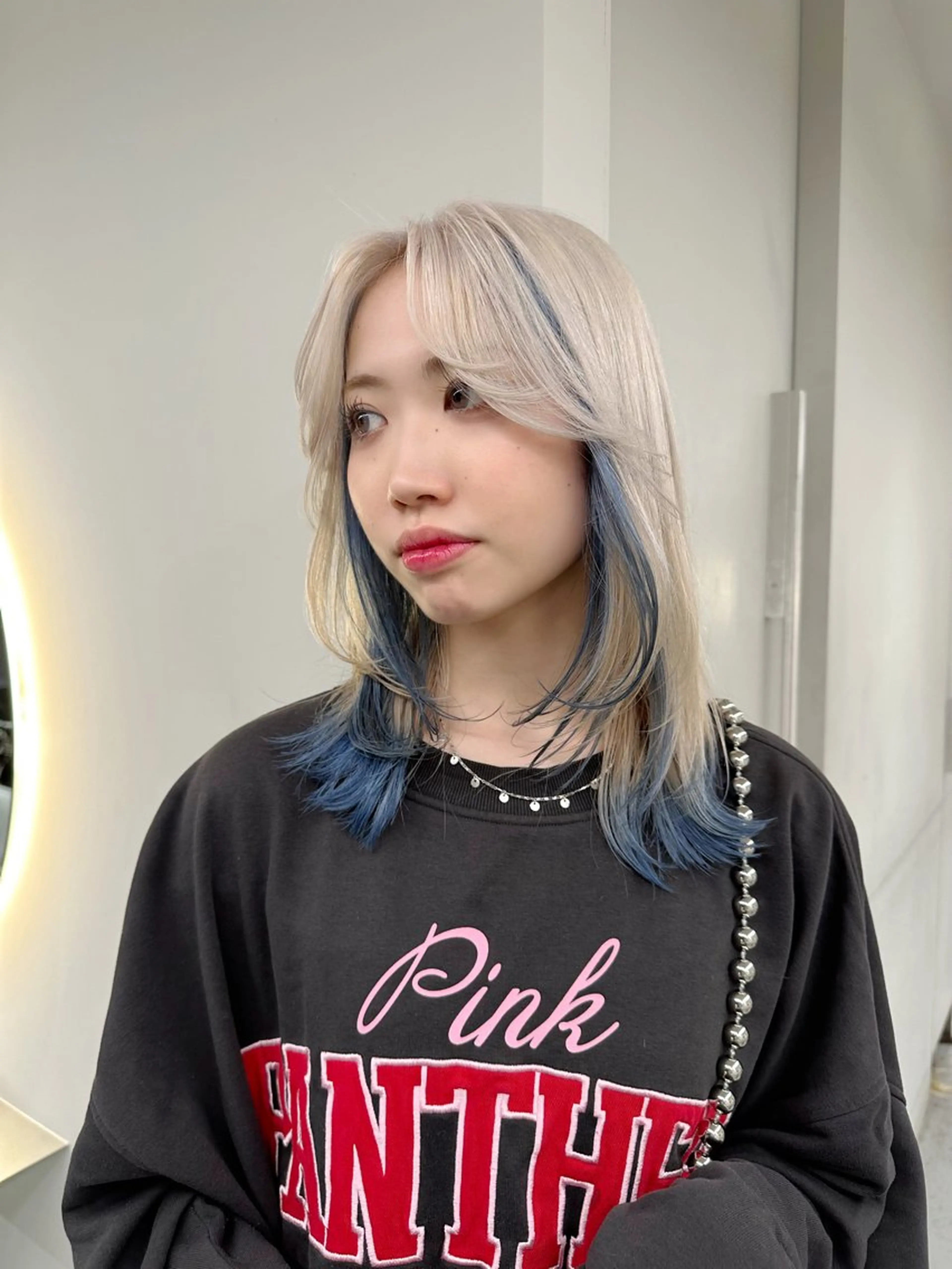 セミロング ピンクラベンダー SOL.所属・ハイトーンカラー/デ ザインカラー中川竜斗のヘアスタイル