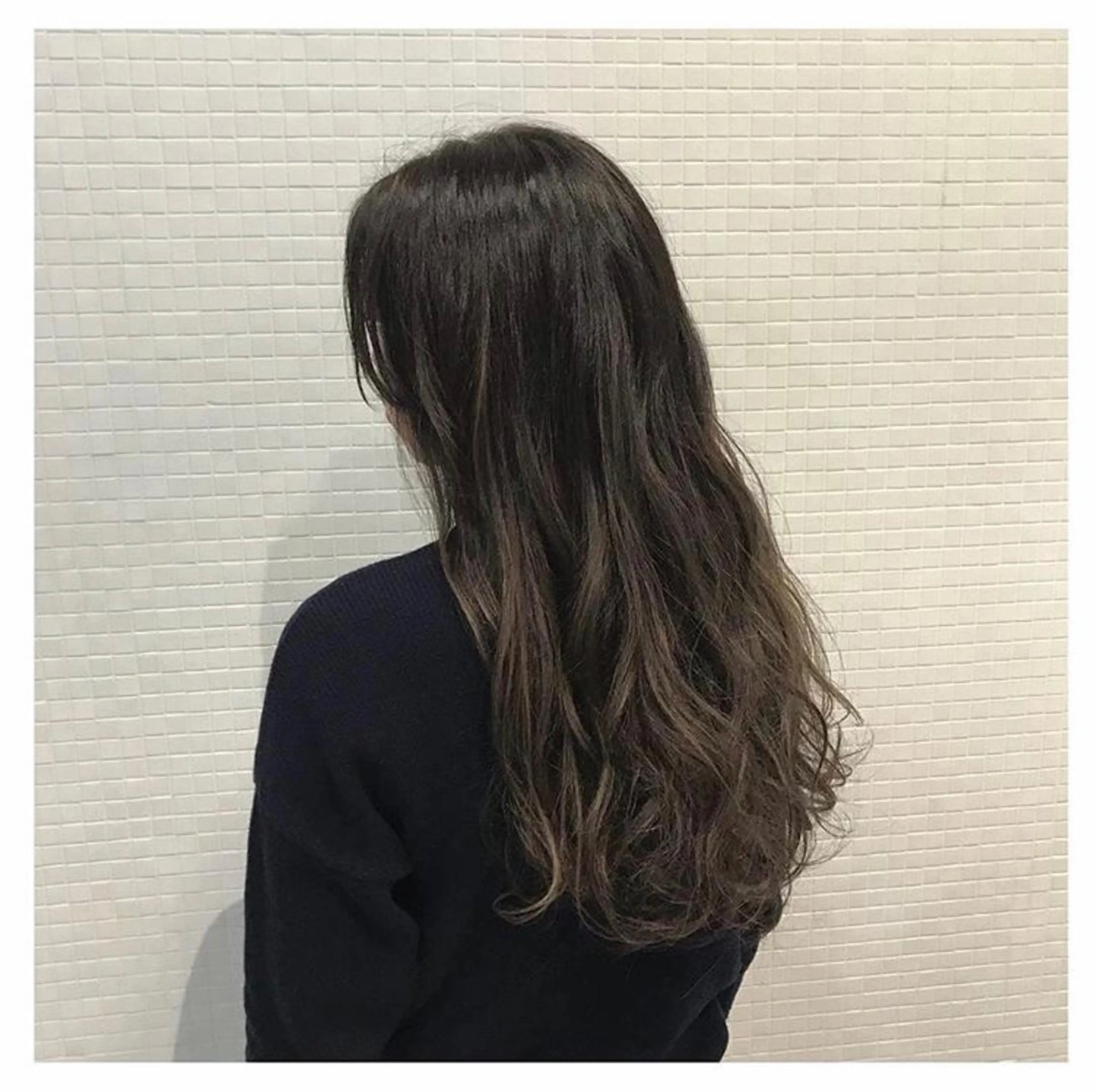 ロング icie所属・大阪ヴィーガンサロン KANAKOのヘアスタイル