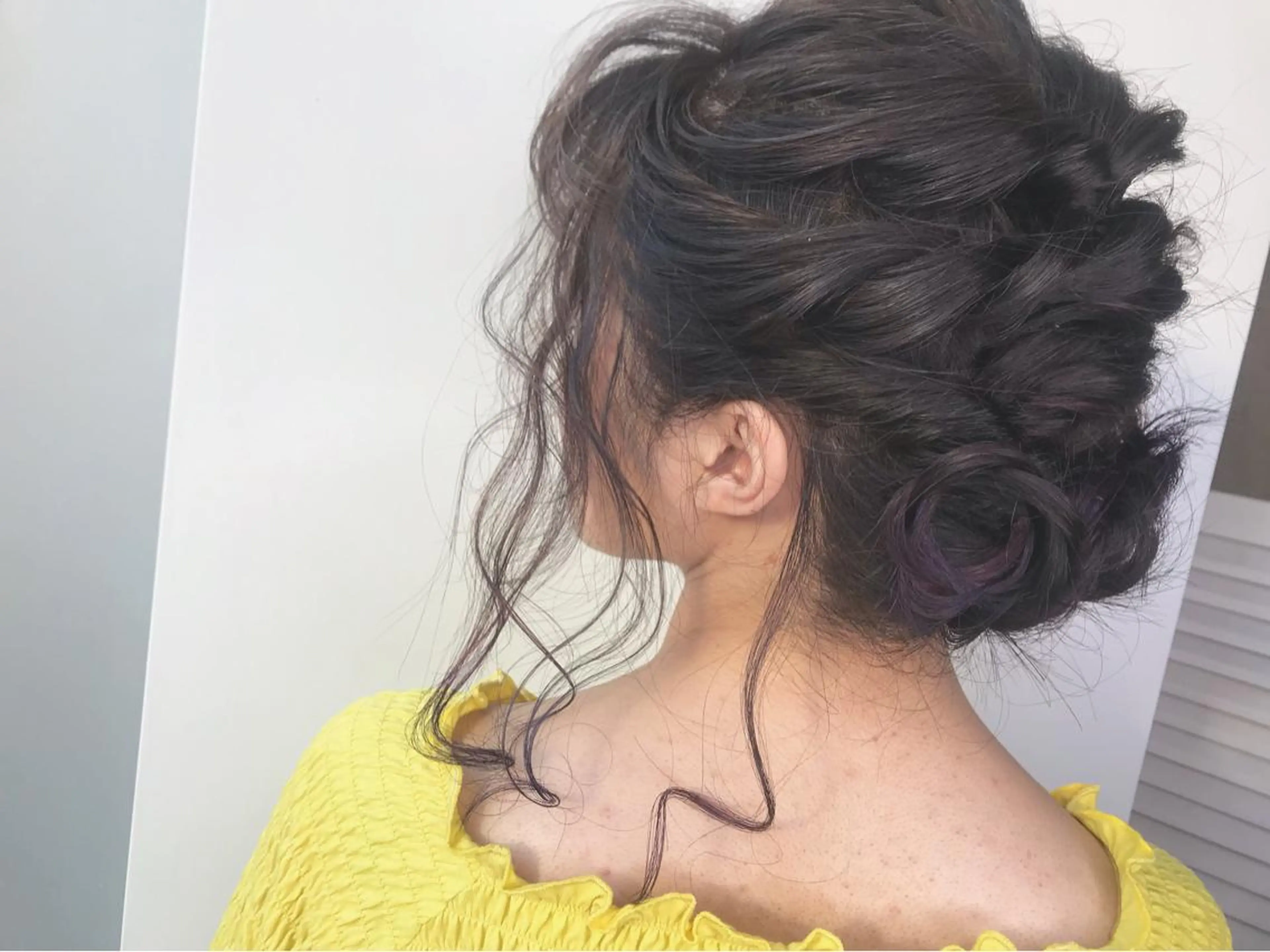 ミディアム カラー ヘアアレンジ a moment所属・蔵前🫧韓国風レイヤ ーカット🫧KAHOのヘアスタイル