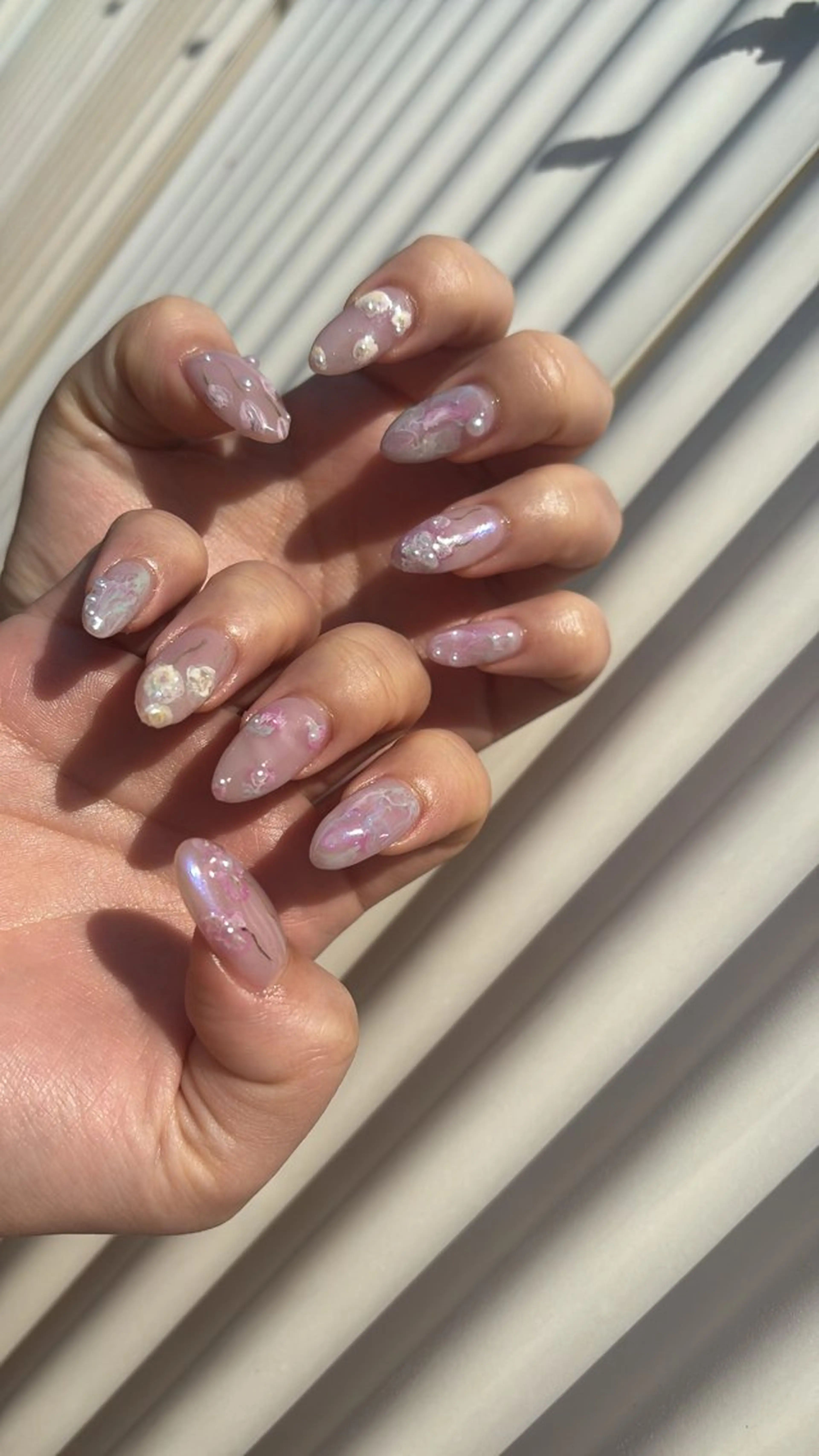 ネイル nailsalon　hue所属・小山 羽奈のネイルデザイン