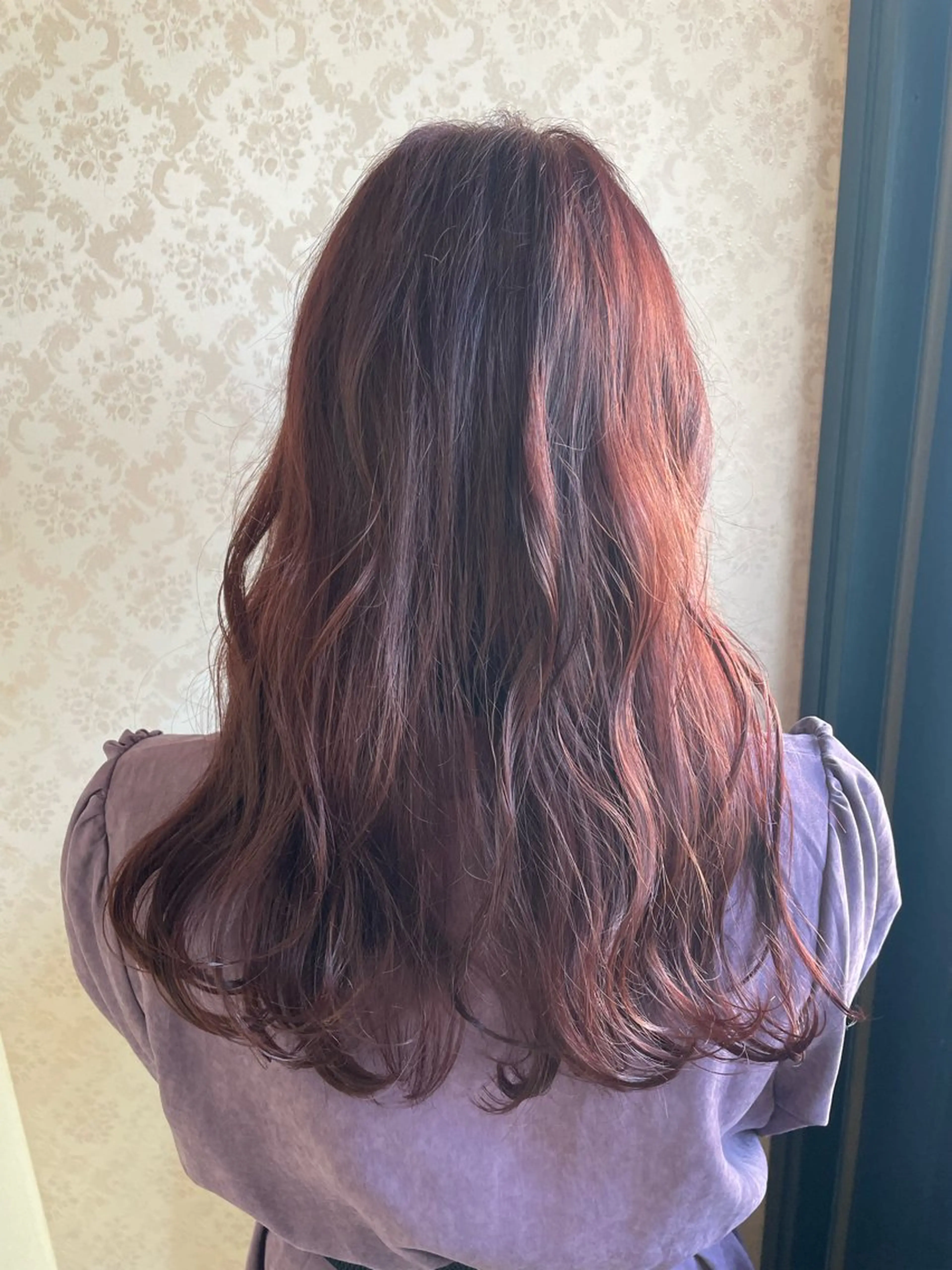 ロング カラー ヒヨシ ルナのヘアスタイル