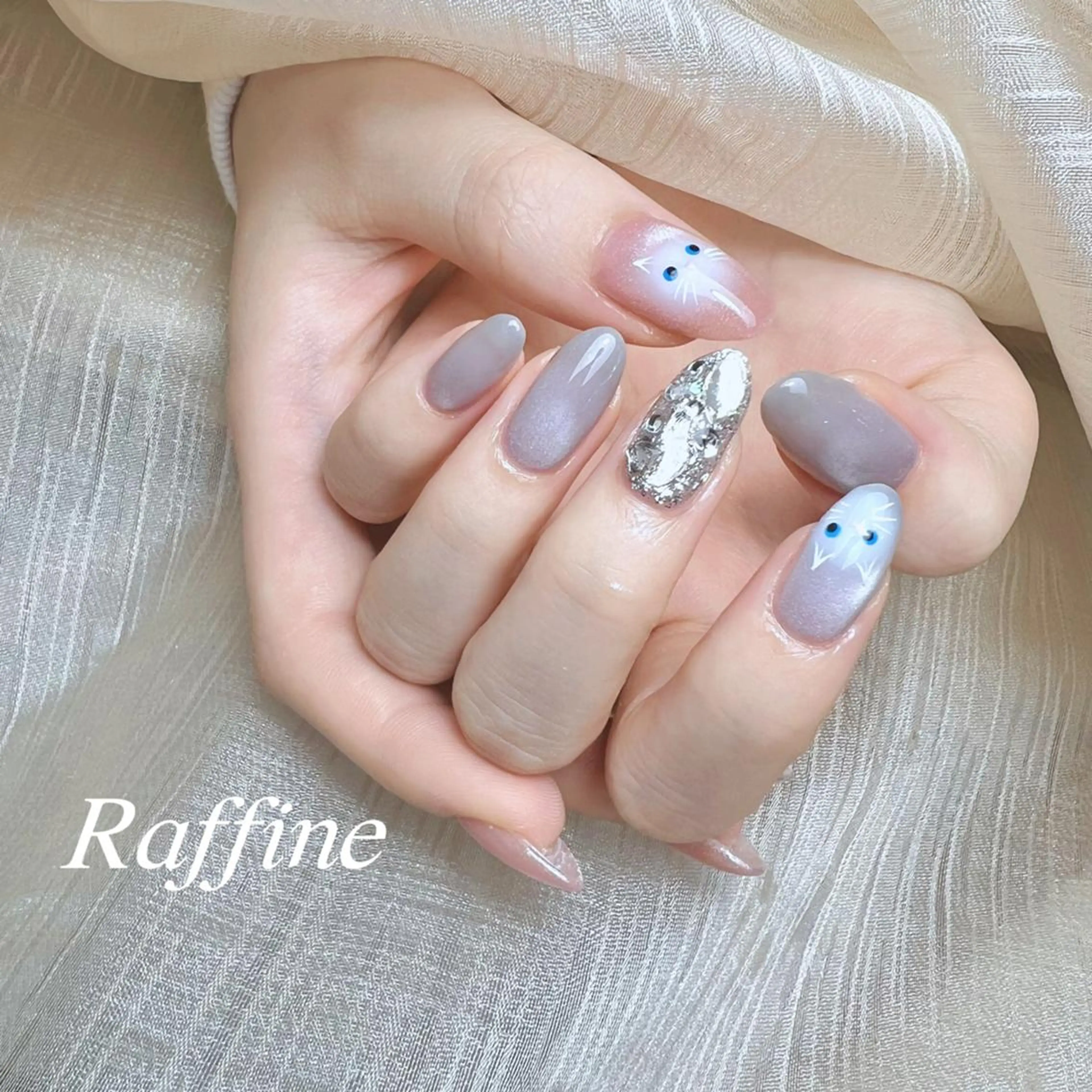 ネイル ハンドネイル RAFFINE haru🦋🩵のネイルデザイン