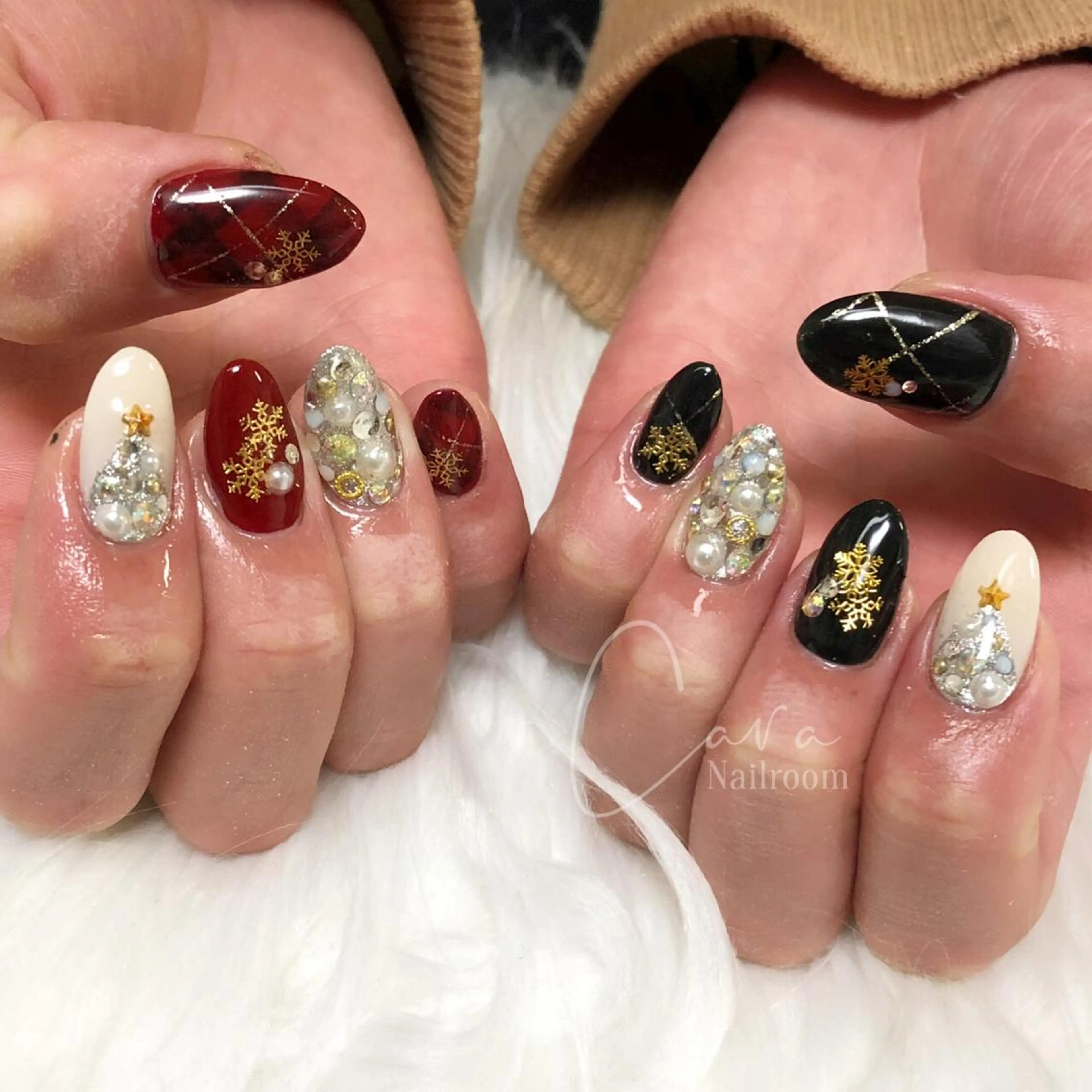 ネイル ハンドネイル instinkt_ Mio Mizunoのネイルデザイン