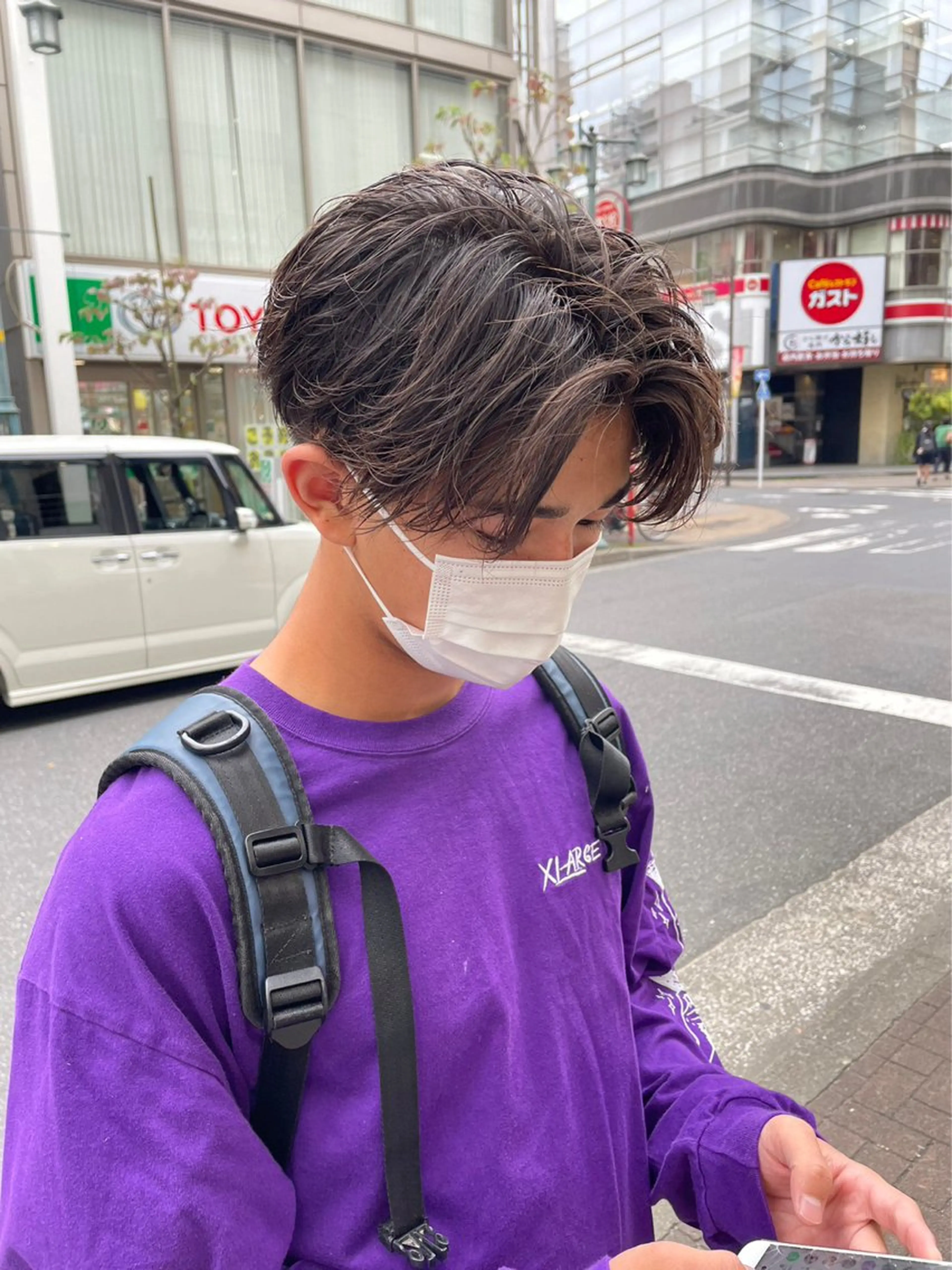 ショート メンズ センターパート ダウンパーマ カルマパーマ マッシュ メンズパーマ メンズ/派手 color☆NOKAのヘアスタイル