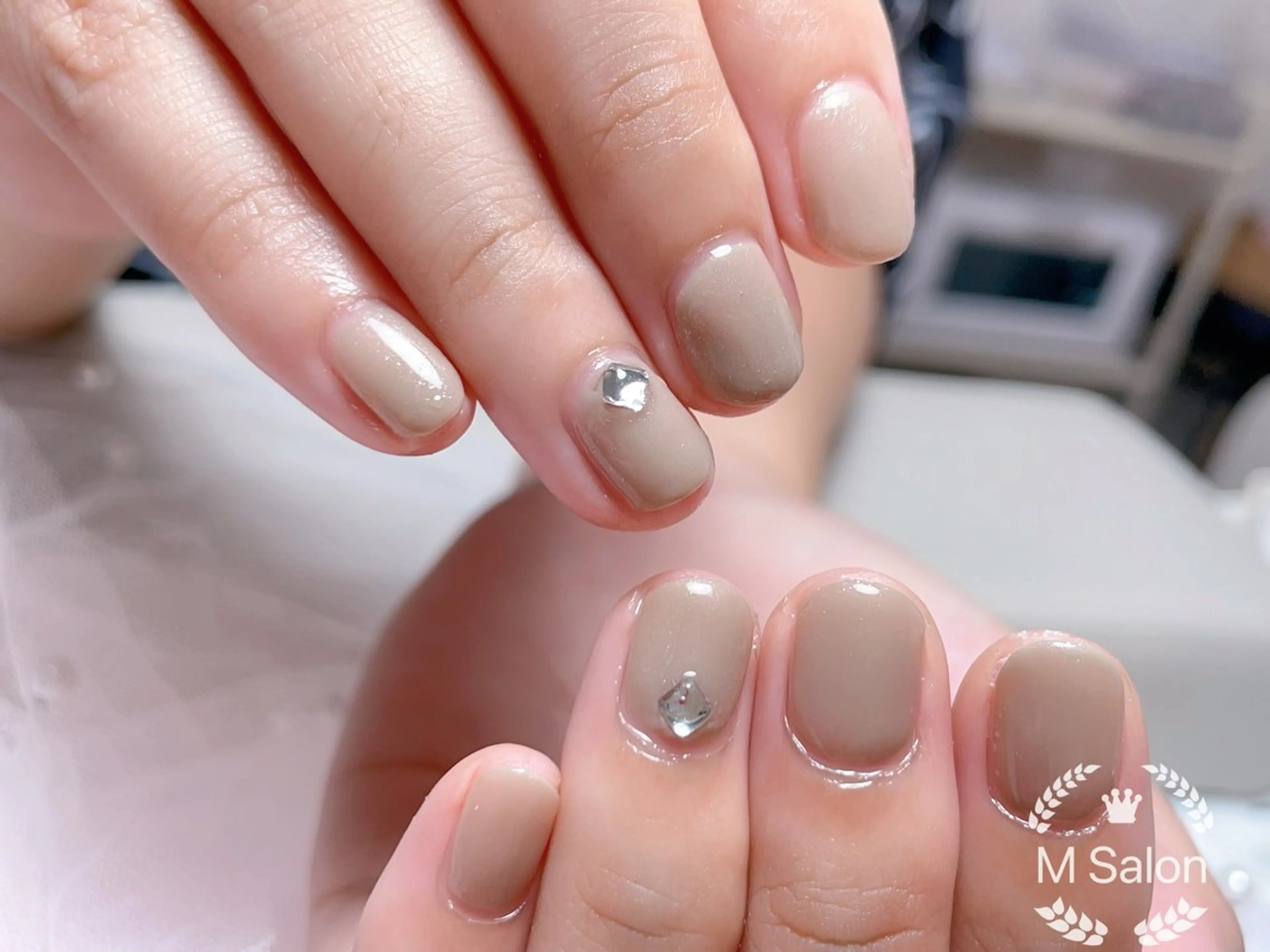 ネイル フレンチネイル マグネットネイル ニュアンスネイル オフィスネイル ワンカラーネイル ハンドネイル Mnail _KKのネイルデザイン