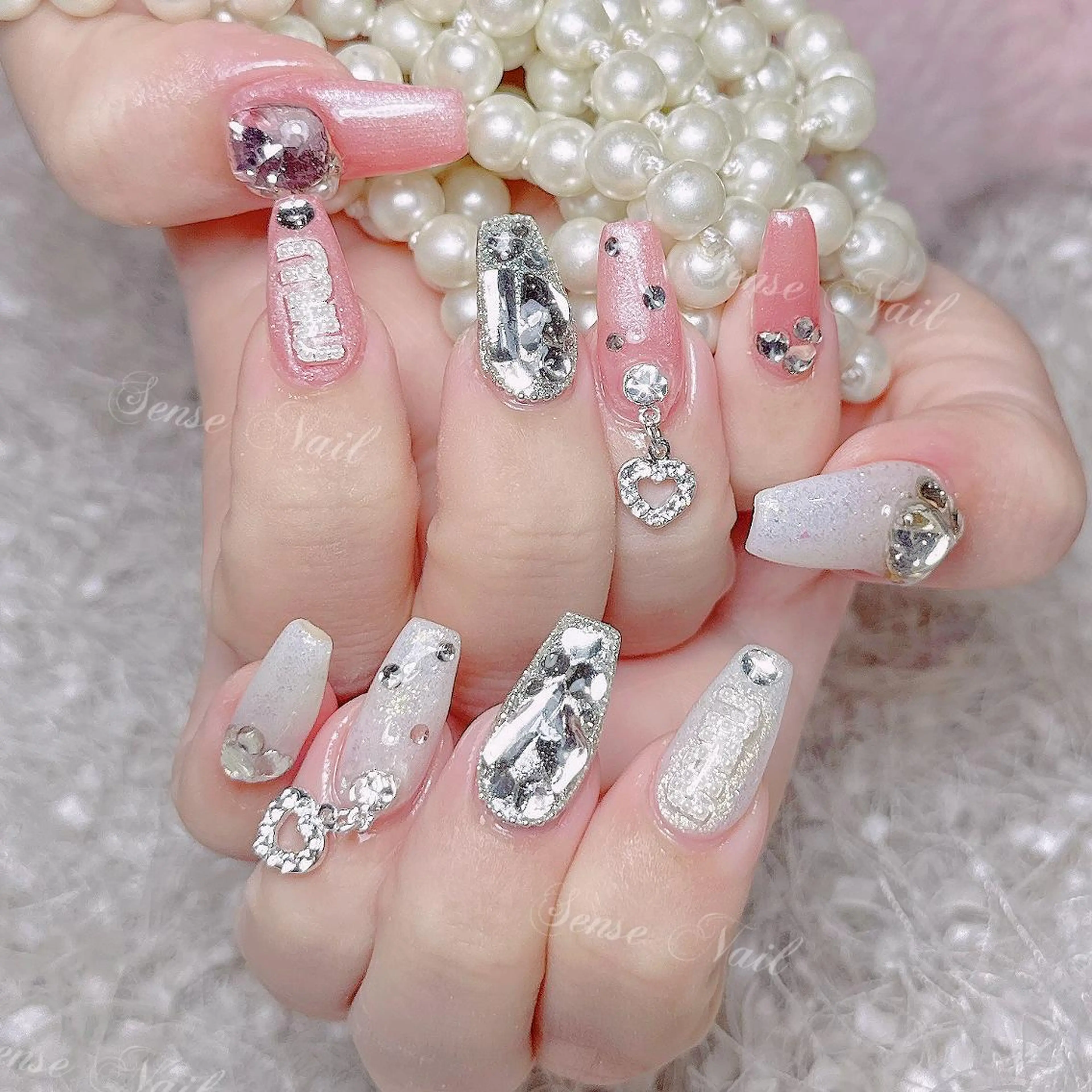 ネイル ナユキNA.YUKI 新宿店のネイルデザイン