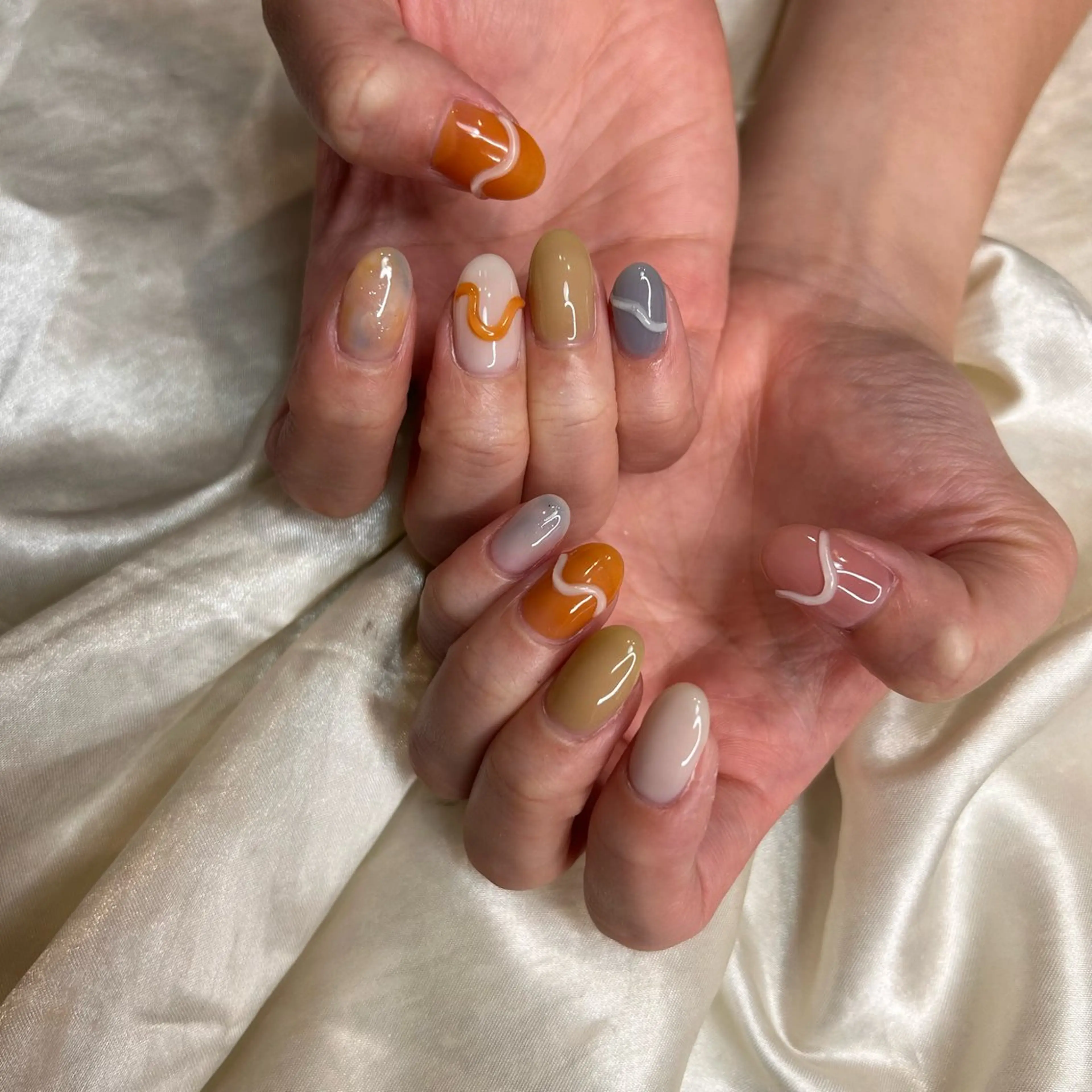 ネイル ハンドネイル 西岡 杏のネイルデザイン