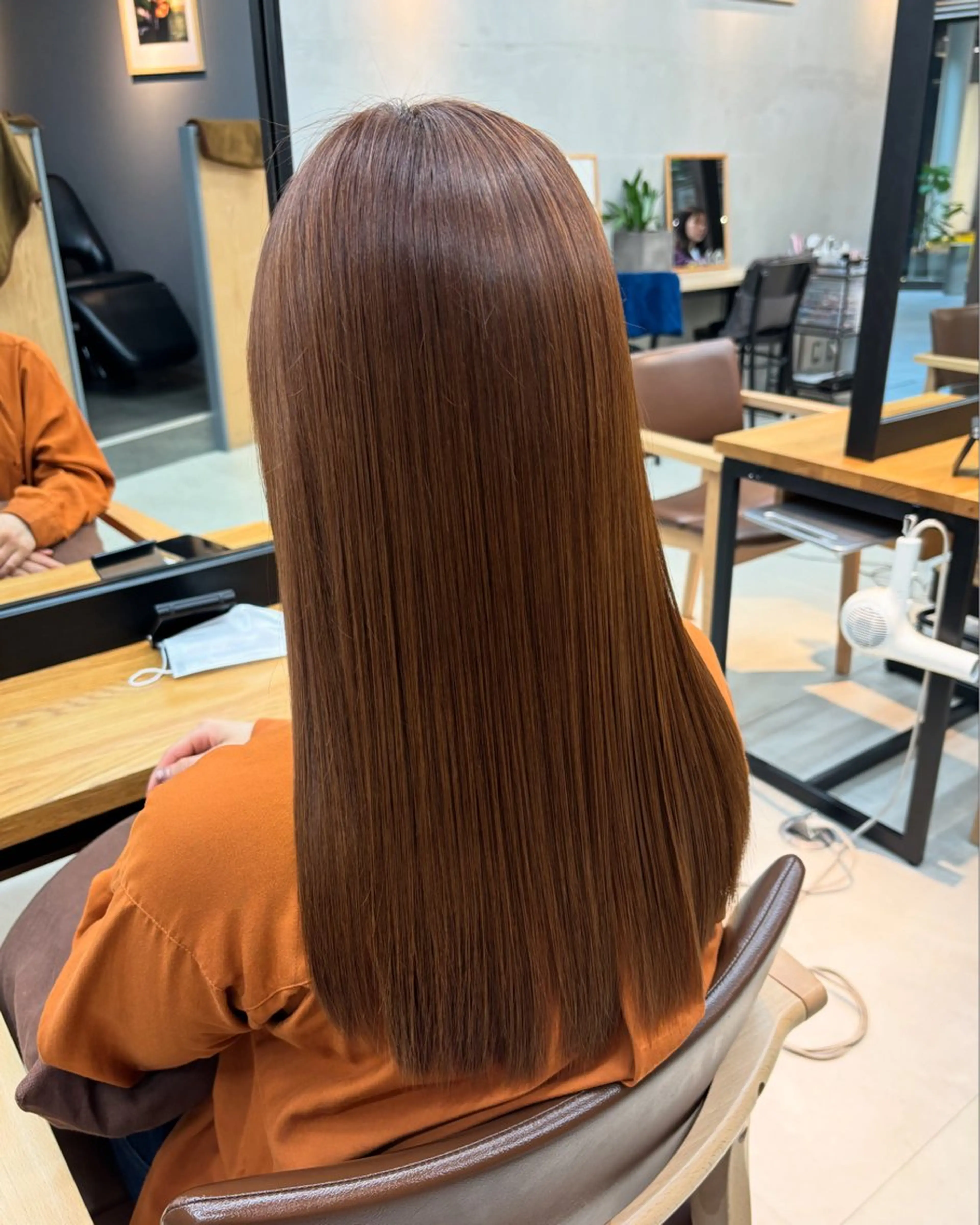 ロング 透明感抜群オリーブ/ ショウキのヘアスタイル
