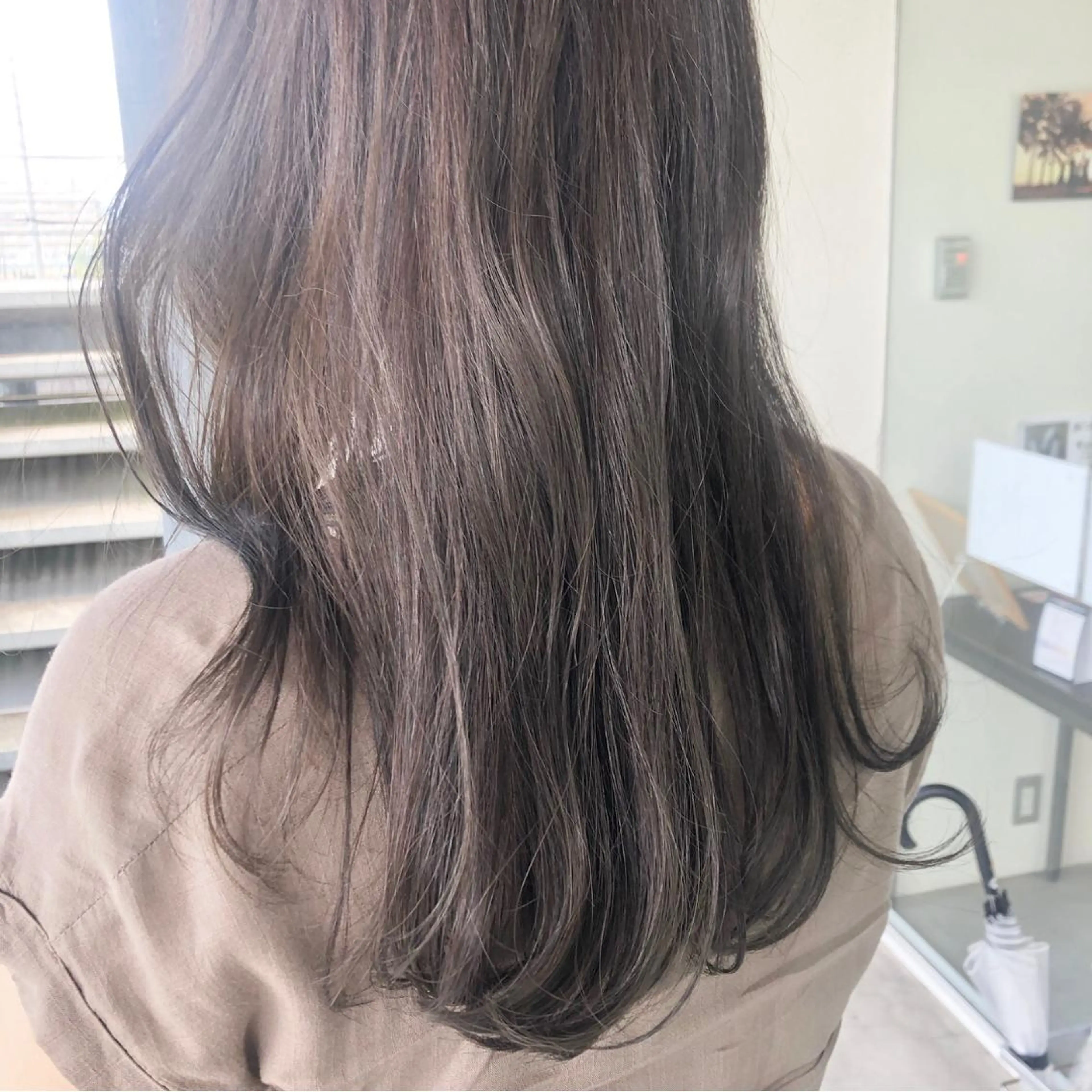 ロング カラー カット ヘアカラー 小森 樹奈のヘアスタイル