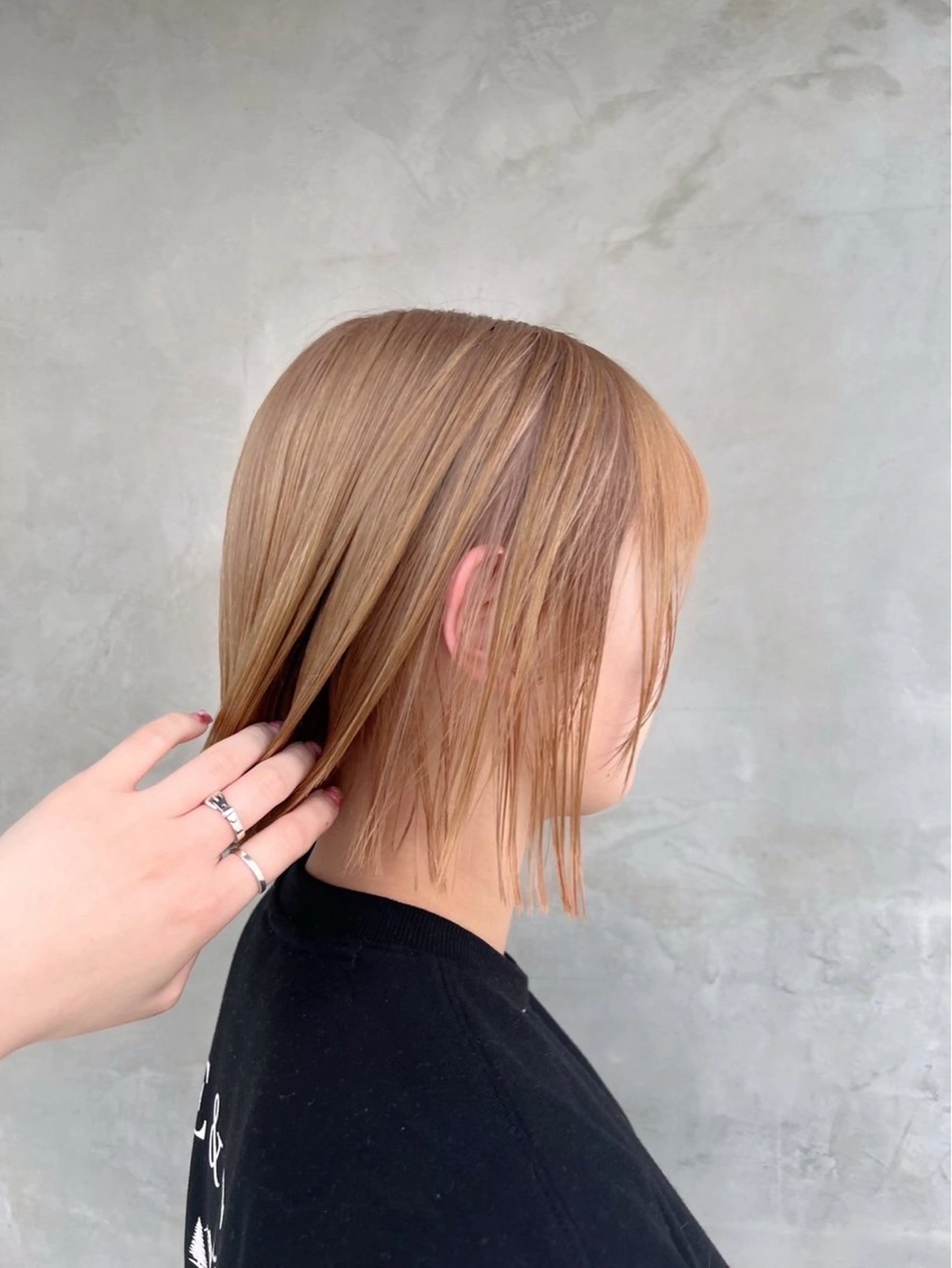ミディアム カラー ヘアカラー 透明感カラー🫧🤍 /wakaのヘアスタイル