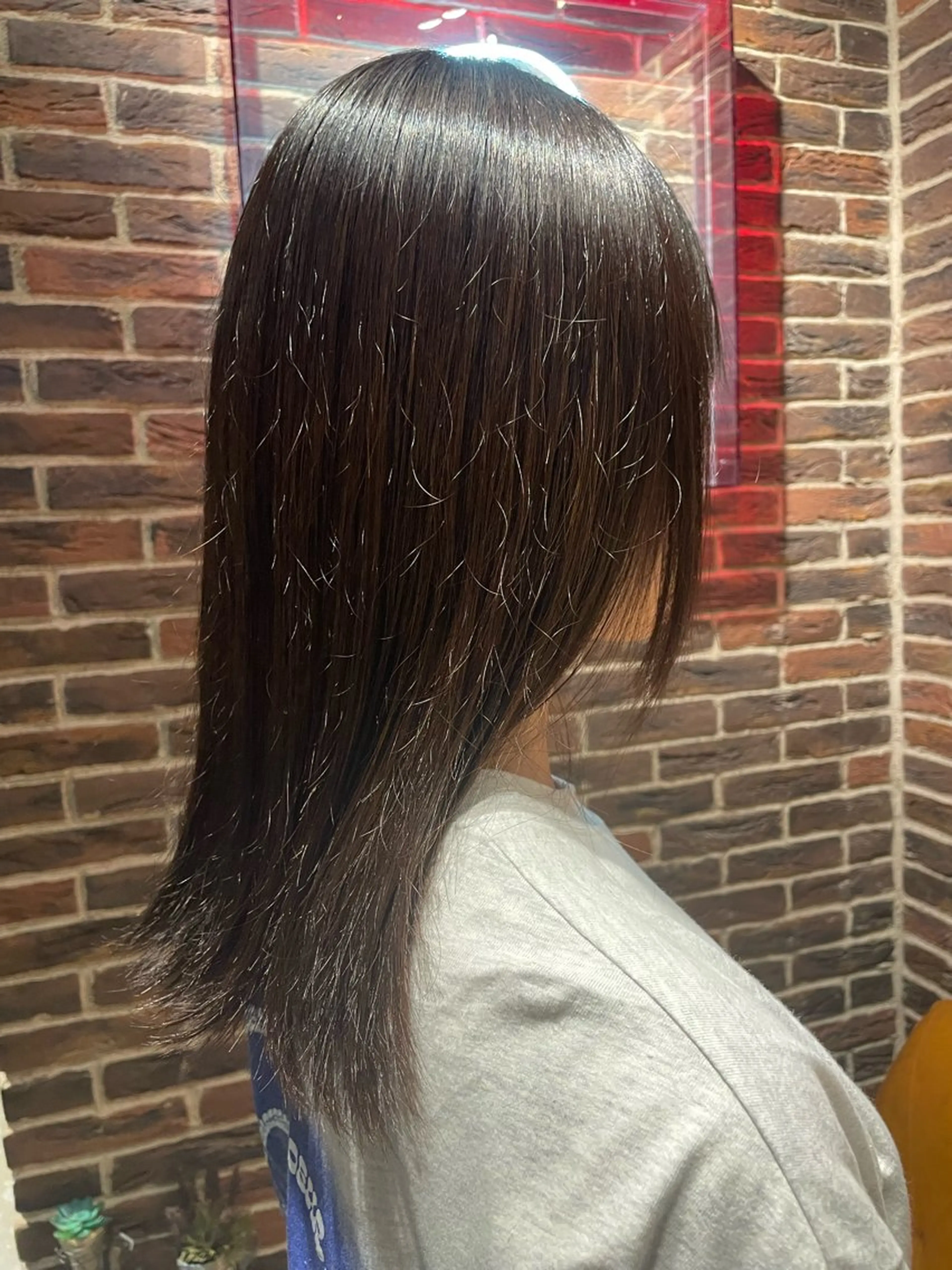 ミディアム 縮毛矯正 トリートメント Hair salon 6所属・照井 奈保子のヘアスタイル