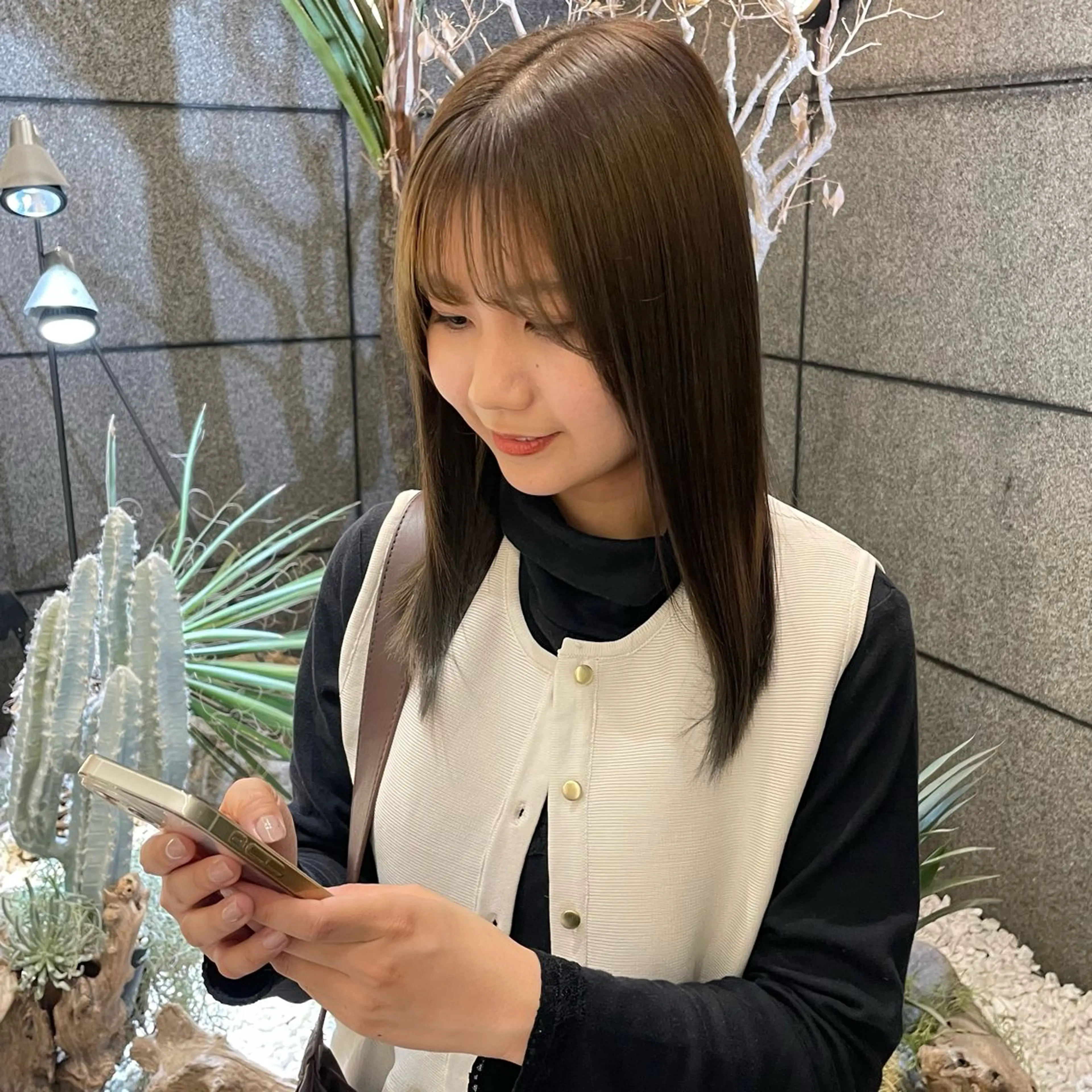 カラー 透明感カラー/ 縮毛矯正/ユイ☆彡のヘアスタイル