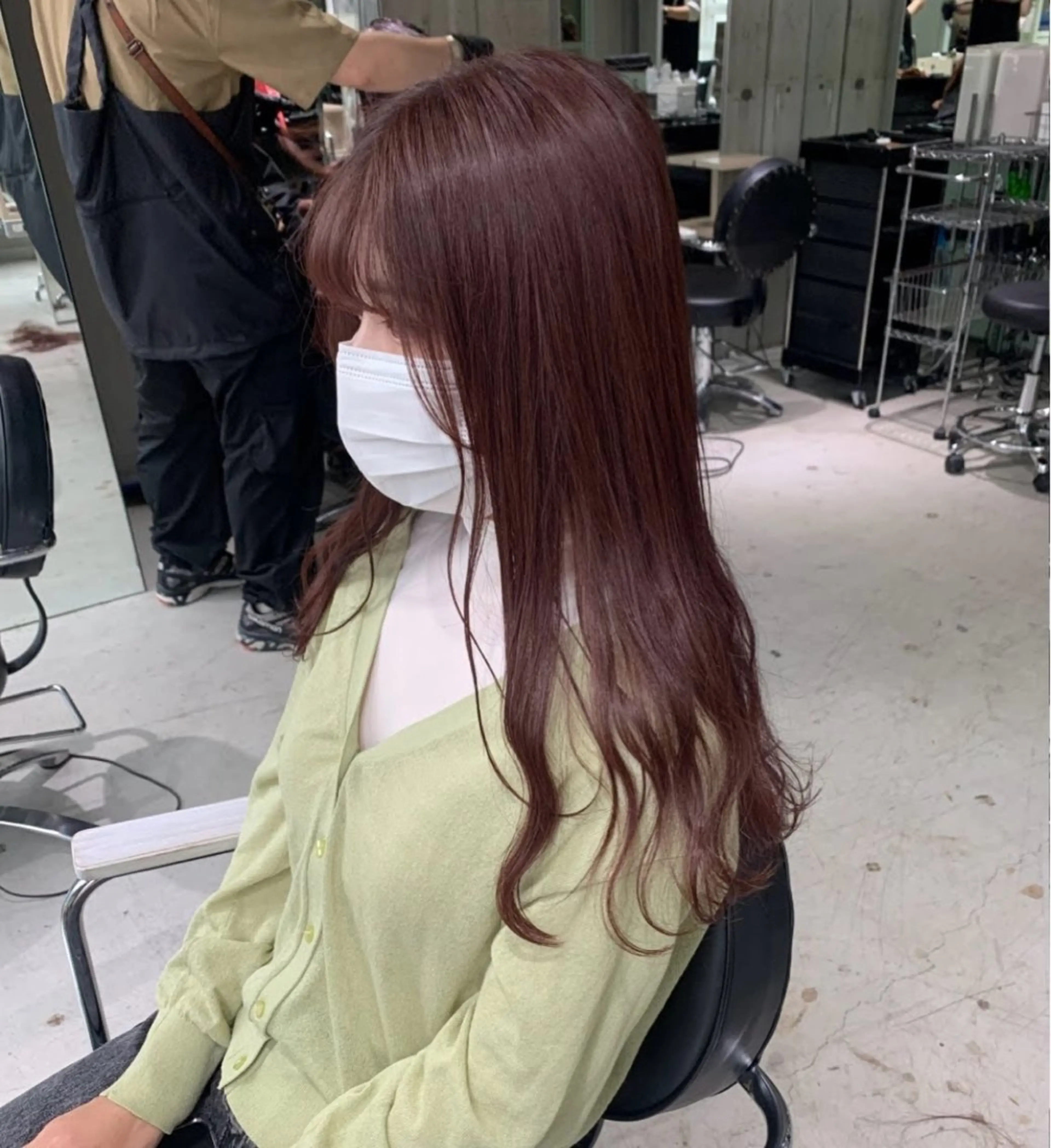 ロング カラー ブラウンカラー ピンクカラー ピンクブラウン ヘアカラー トリートメント 暖色/まろベージュ/ シカタユウカのヘアスタイル