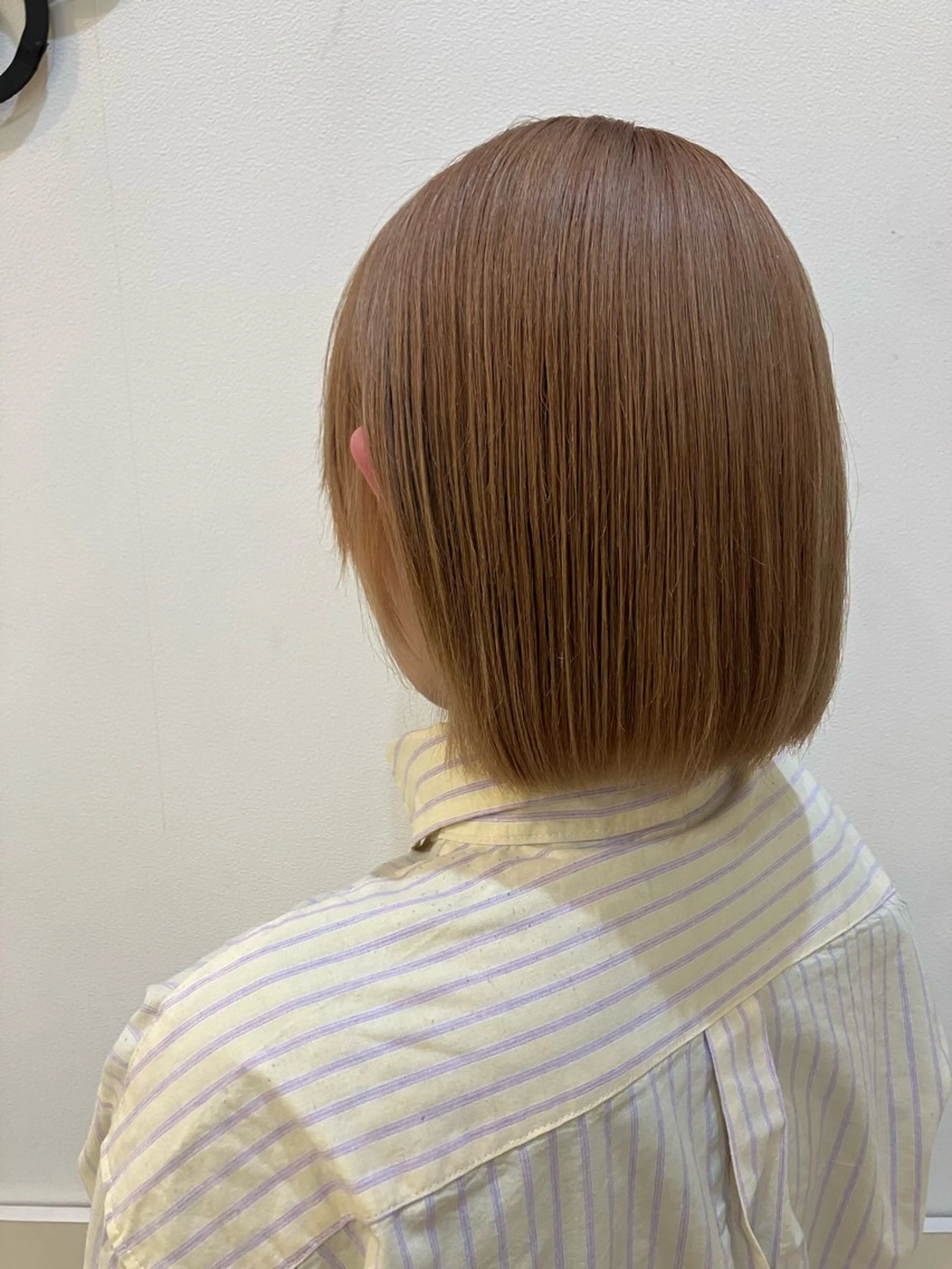ショート ヘアカラー yukari 艶髪ヘアのヘアスタイル