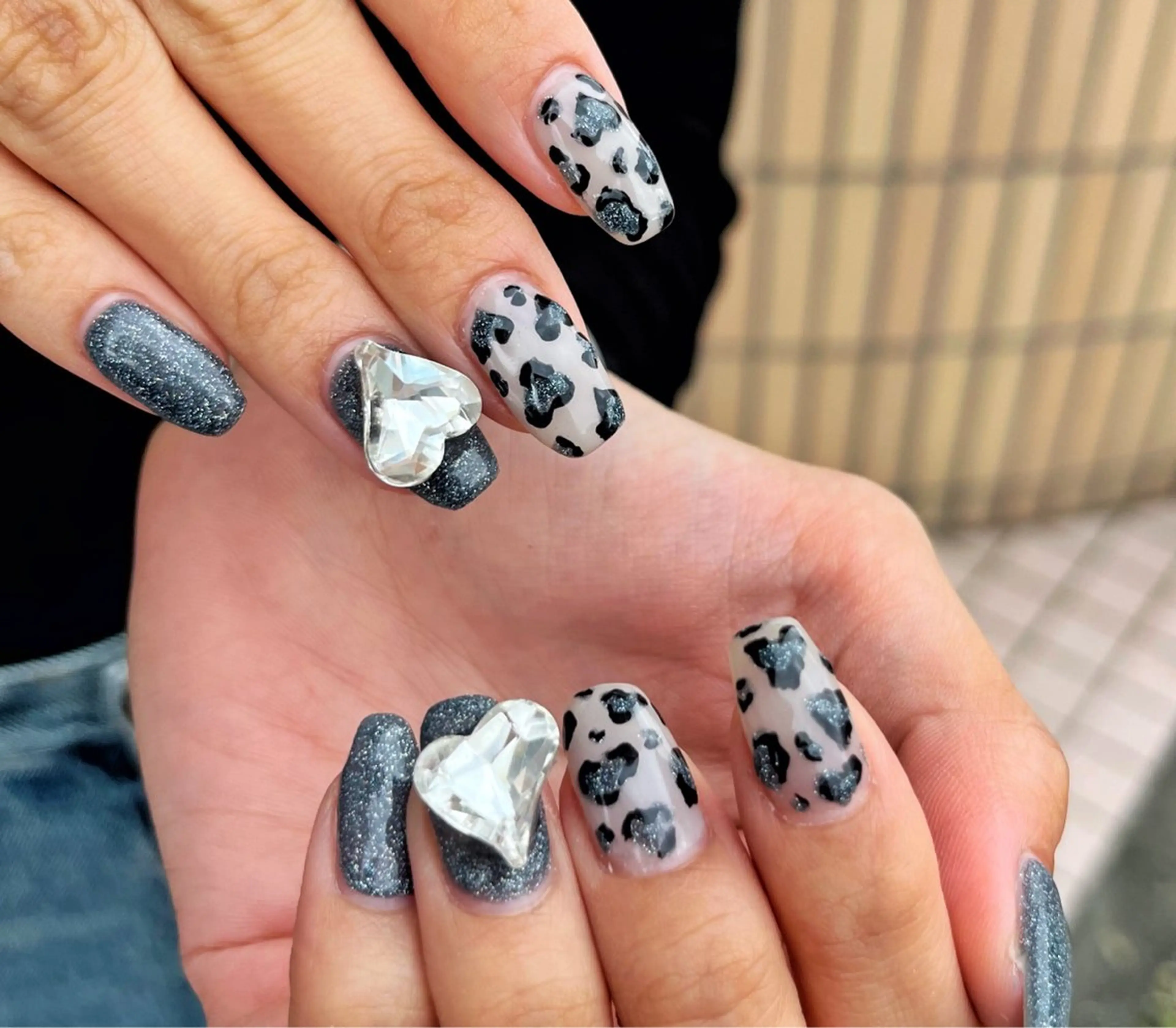 ミディアム NAIL SALON FLOR所属・キラキラネイル/ 韓国ネイルMAKIのネイルデザイン