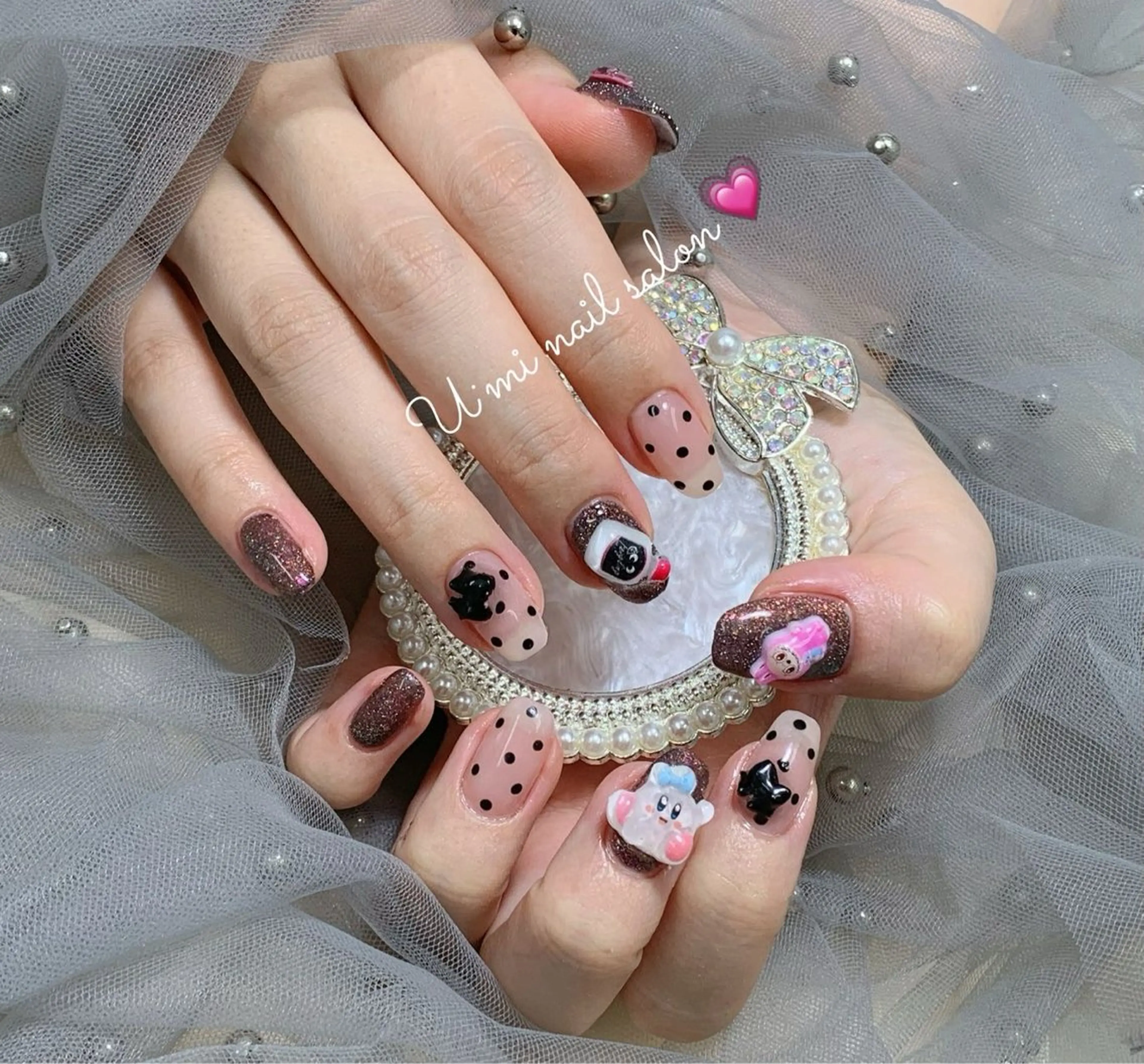 ネイル U·Mi nail salon所属・U·MI 長さ出し専門店のネイルデザイン
