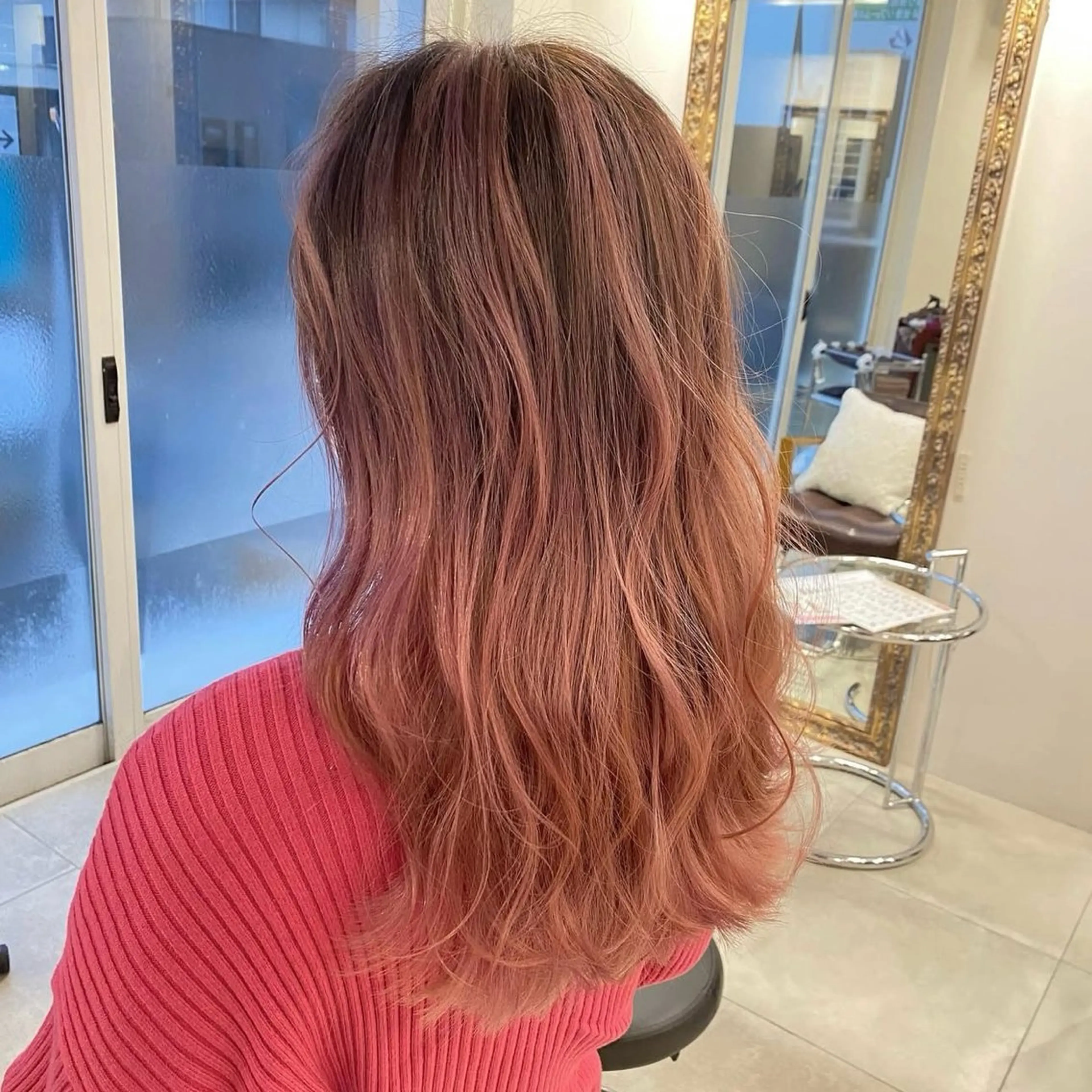 ロング カラー デザインカラー ピンクカラー ヘアカラー benji所属・Hamatsu Misakiのヘアスタイル