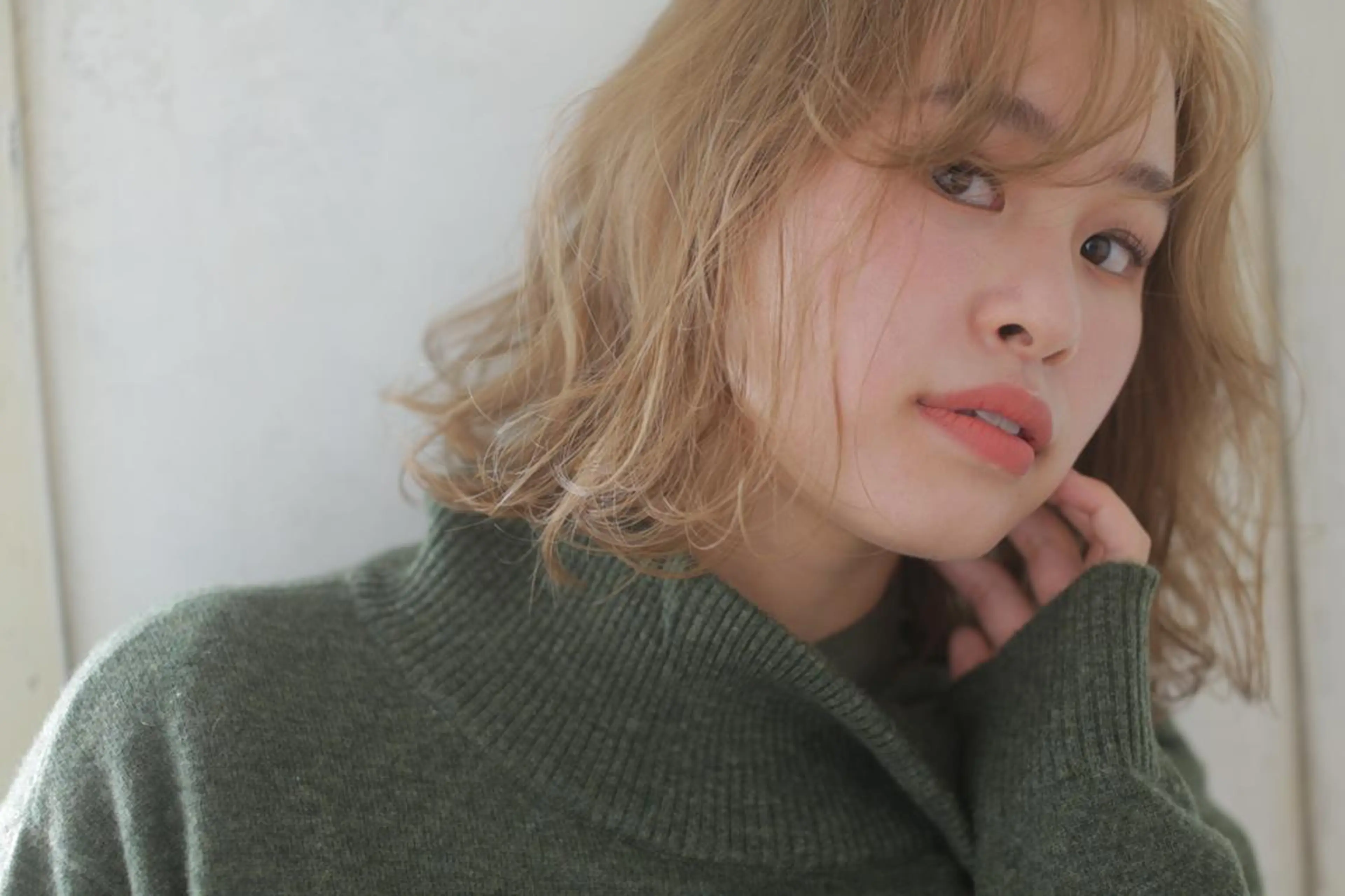 ミディアム カラー ベージュカラー 🩵Arisa MODE K's🫧のヘアスタイル