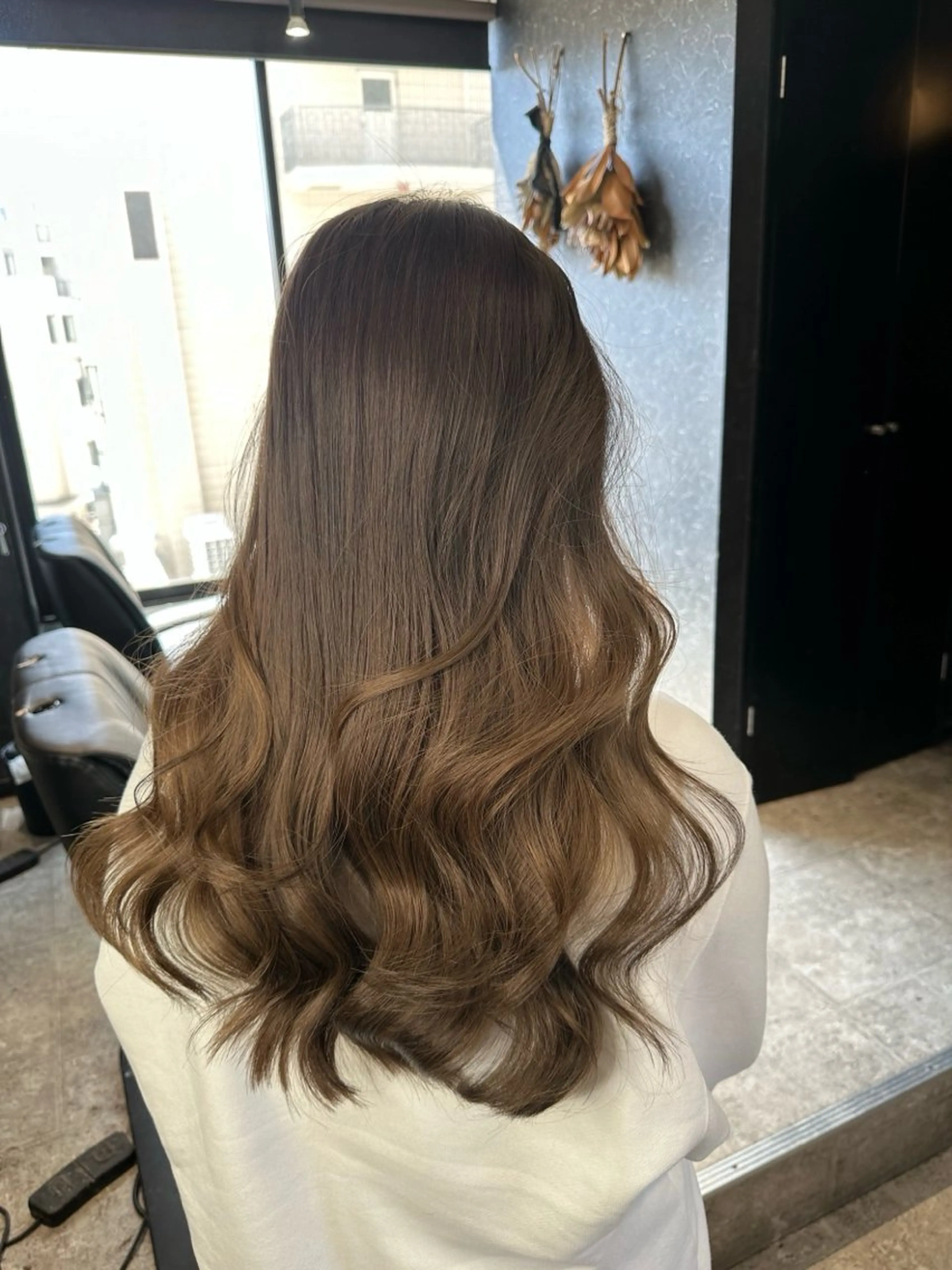 カラー 齋藤 春姫のヘアスタイル