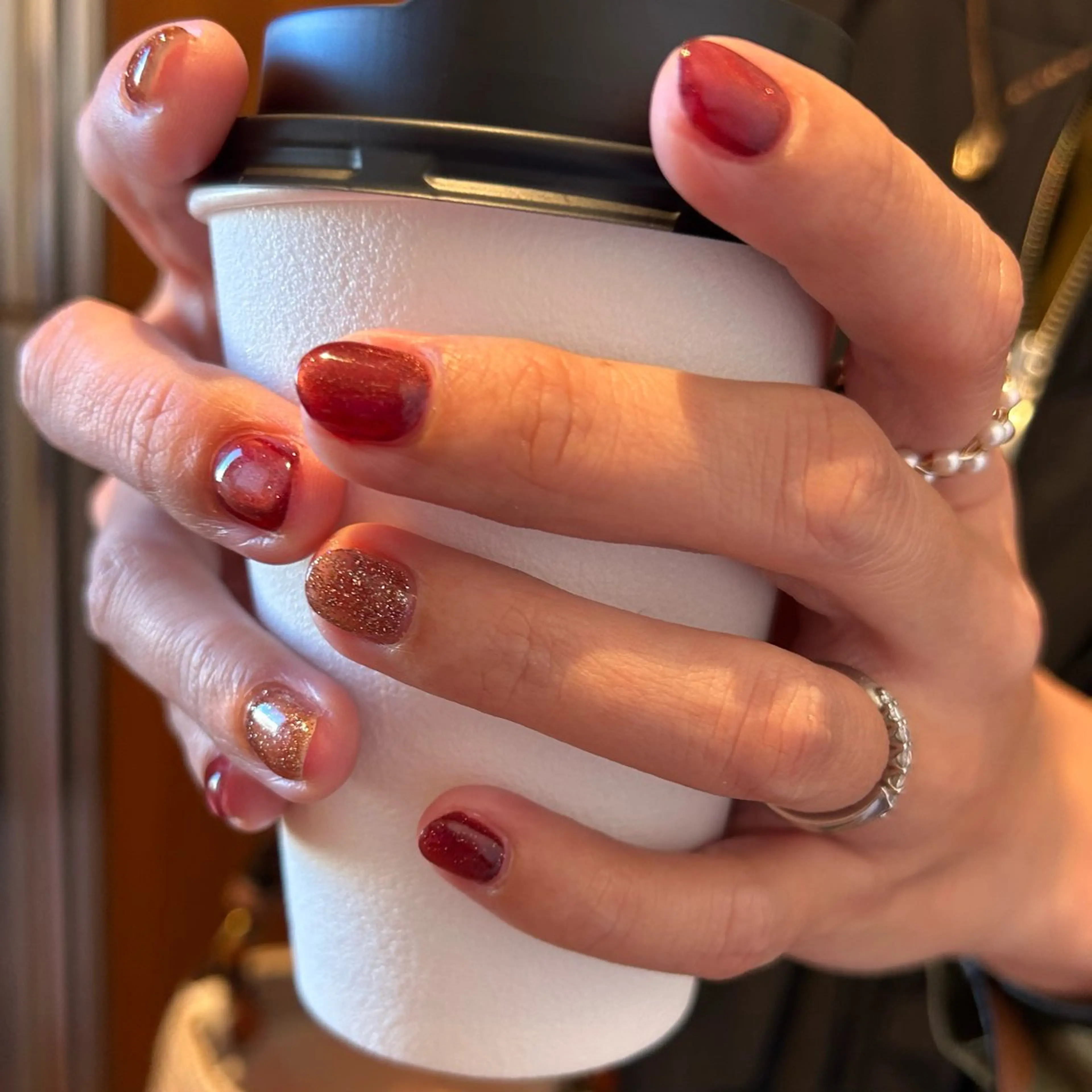 ネイル フラッシュネイル マグネットネイル 冬ネイル クリスマス ハンドネイル nailsalon magentaのネイルデザイン