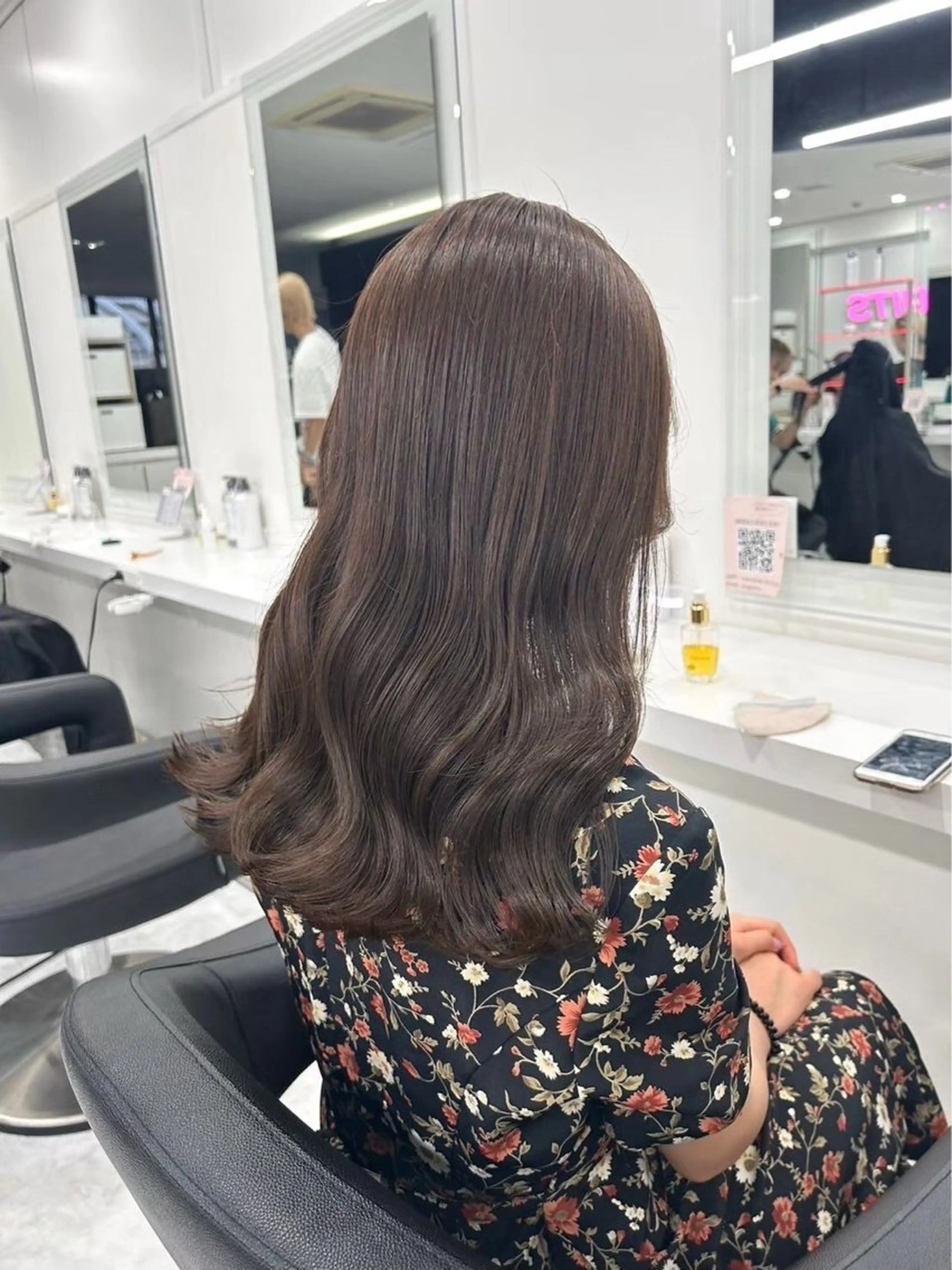 ロング カラー ヘアカラー トリートメント 海外風ブリーチなし 🫒Rion🫒🩶のヘアスタイル