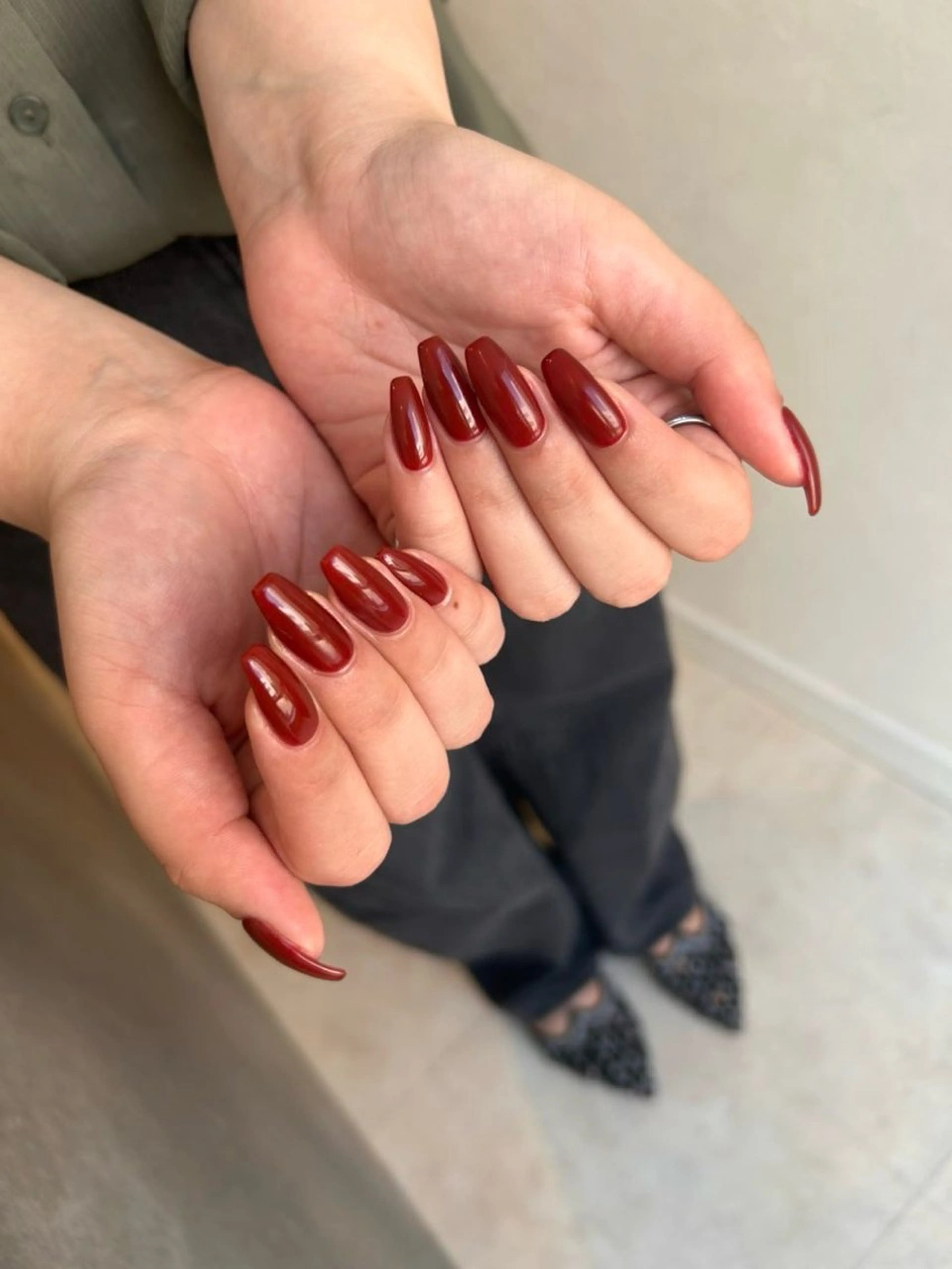 Hand【オフあり】ワンカラーorマグネットネイルの写真