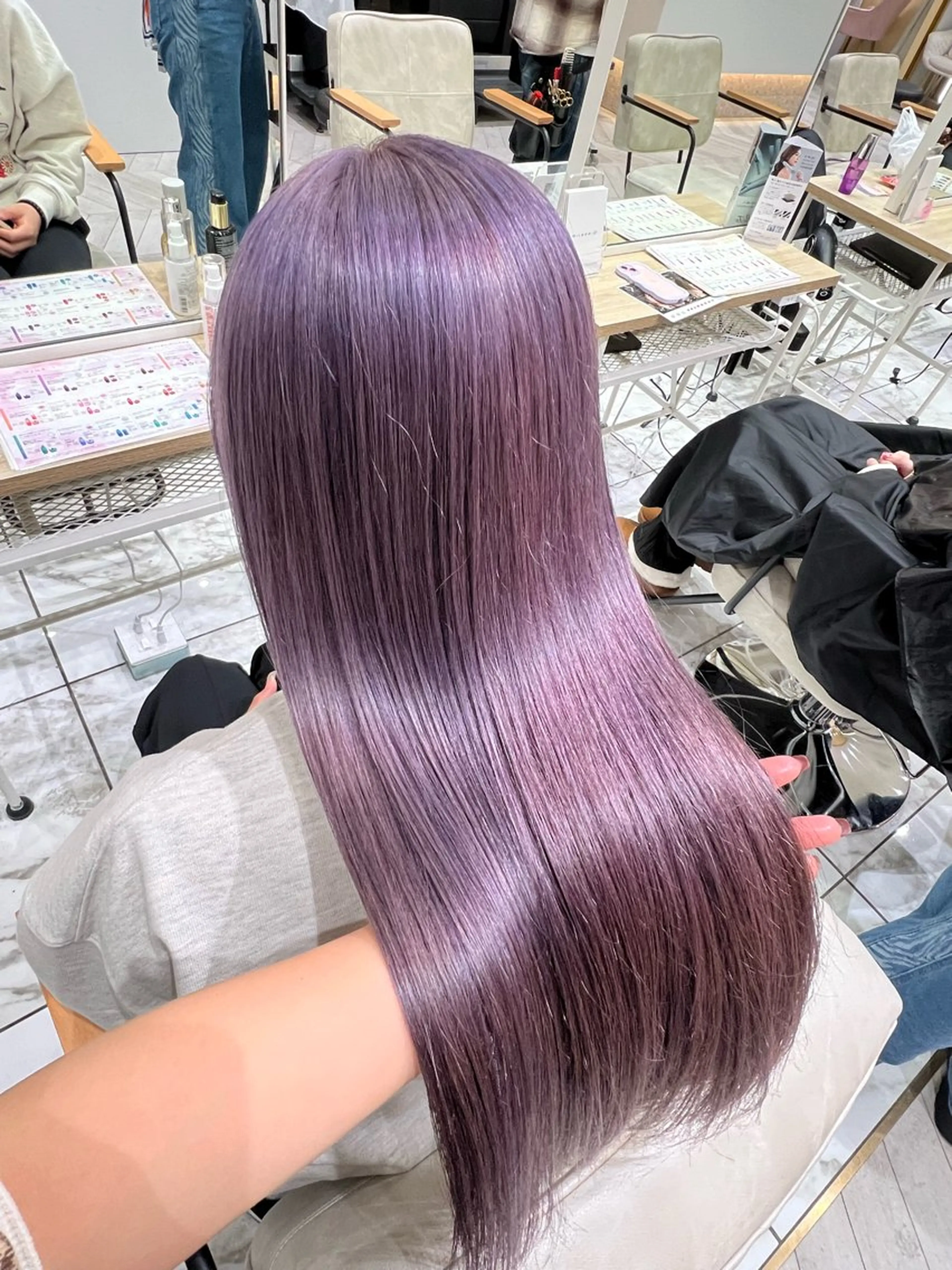 ロング カラー ヘアカラー 学生人気no.1 🦋ナツミのヘアスタイル