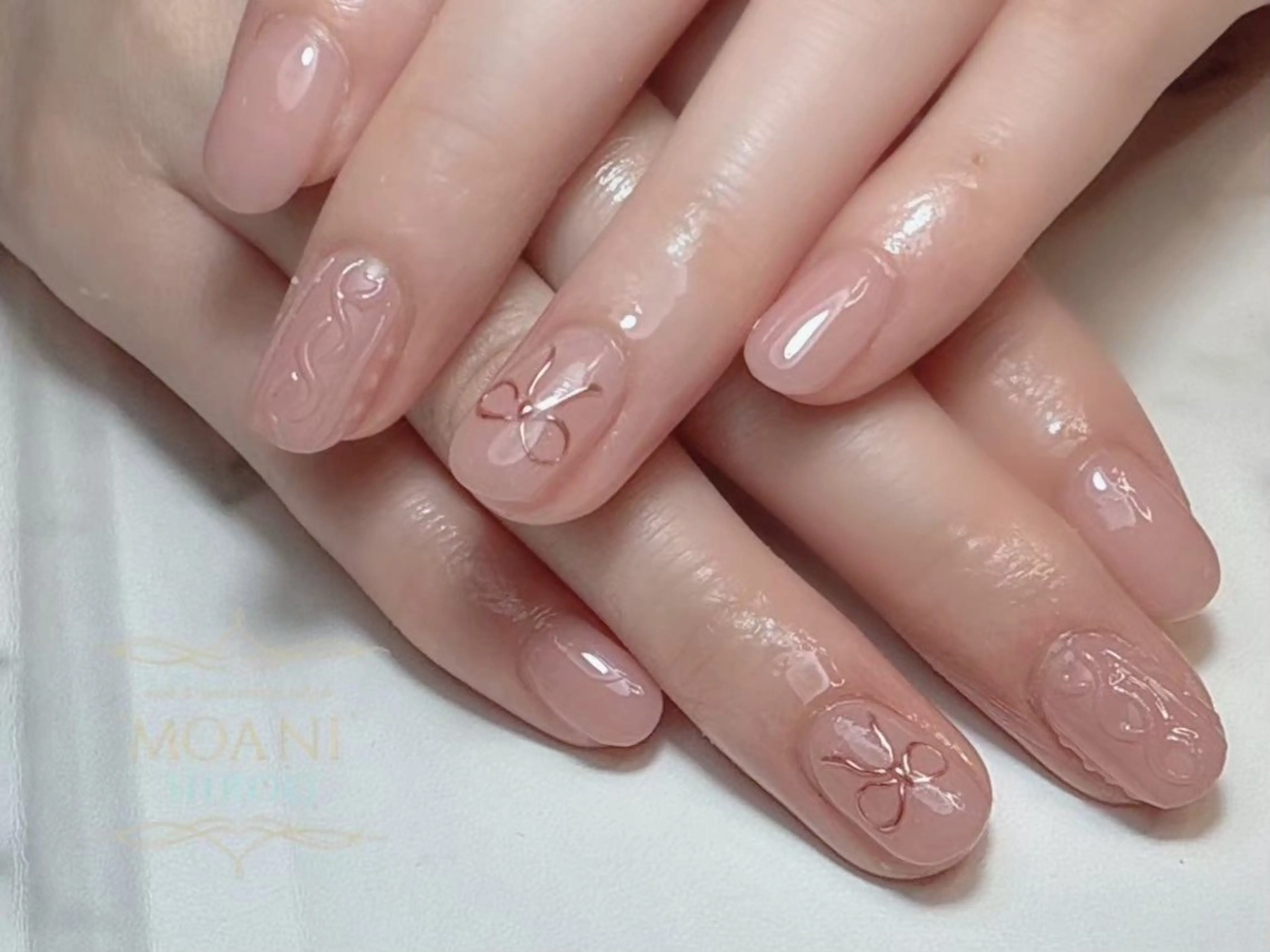 ネイル 🌻ERI🌻 MOANIHirooのネイルデザイン