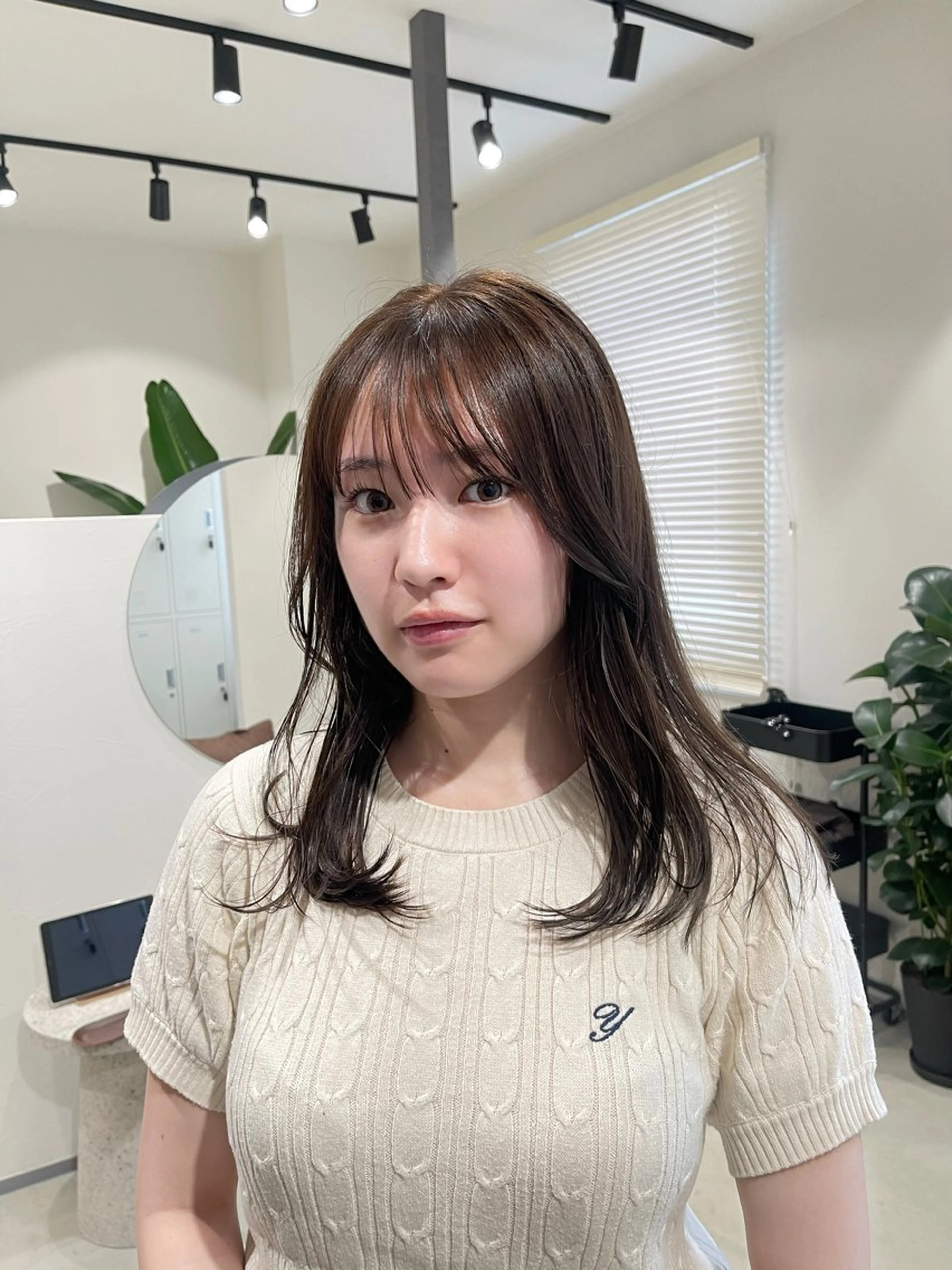 ミディアム カラー ベージュカラー ブリーチ ブリーチなしカラー レイヤー/ボブ /河内温太のヘアスタイル
