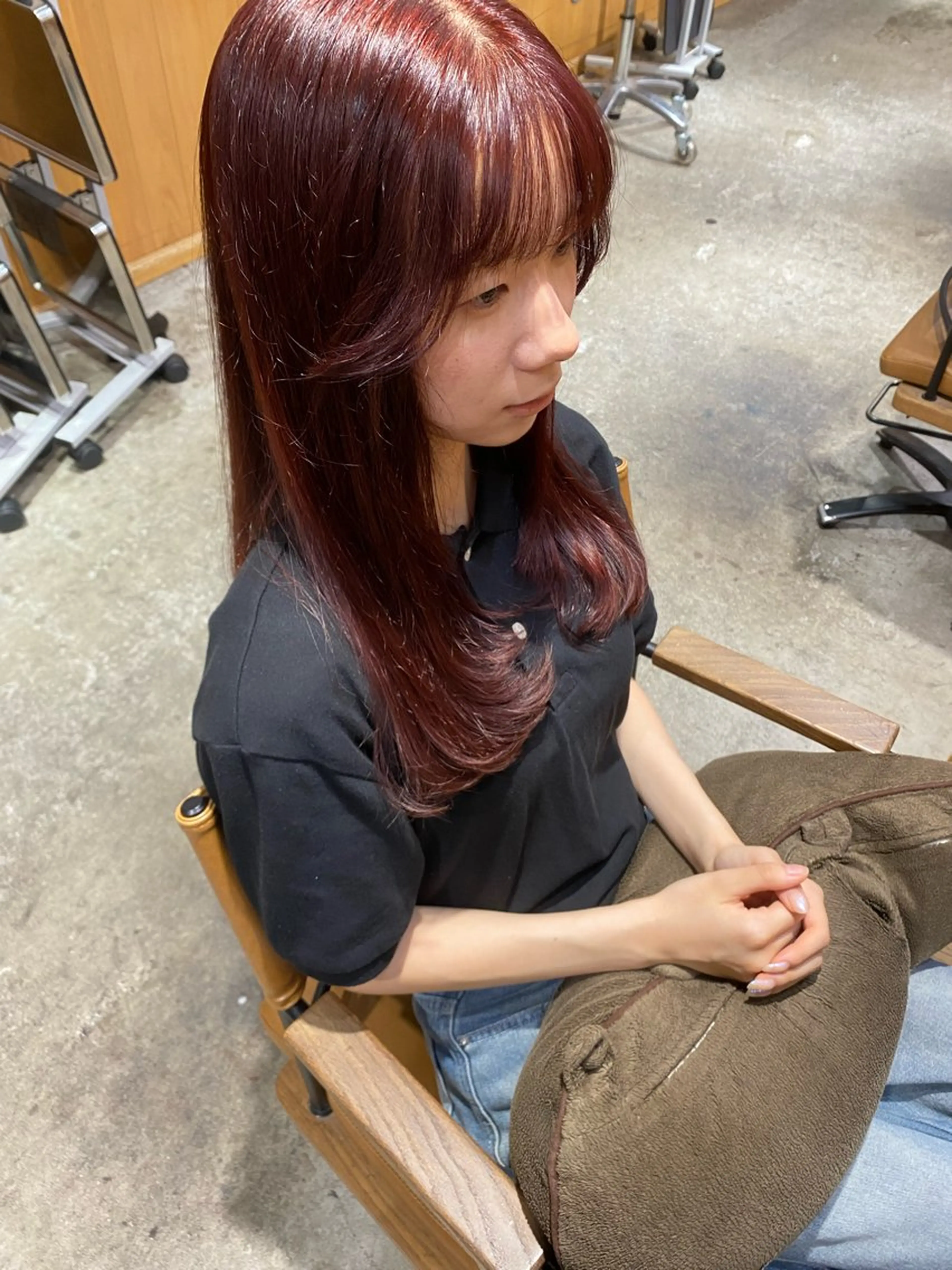 セミロング レッドブラウン カット ヘアカラー トリートメント amphitokyo 風本朱里🐥のヘアスタイル