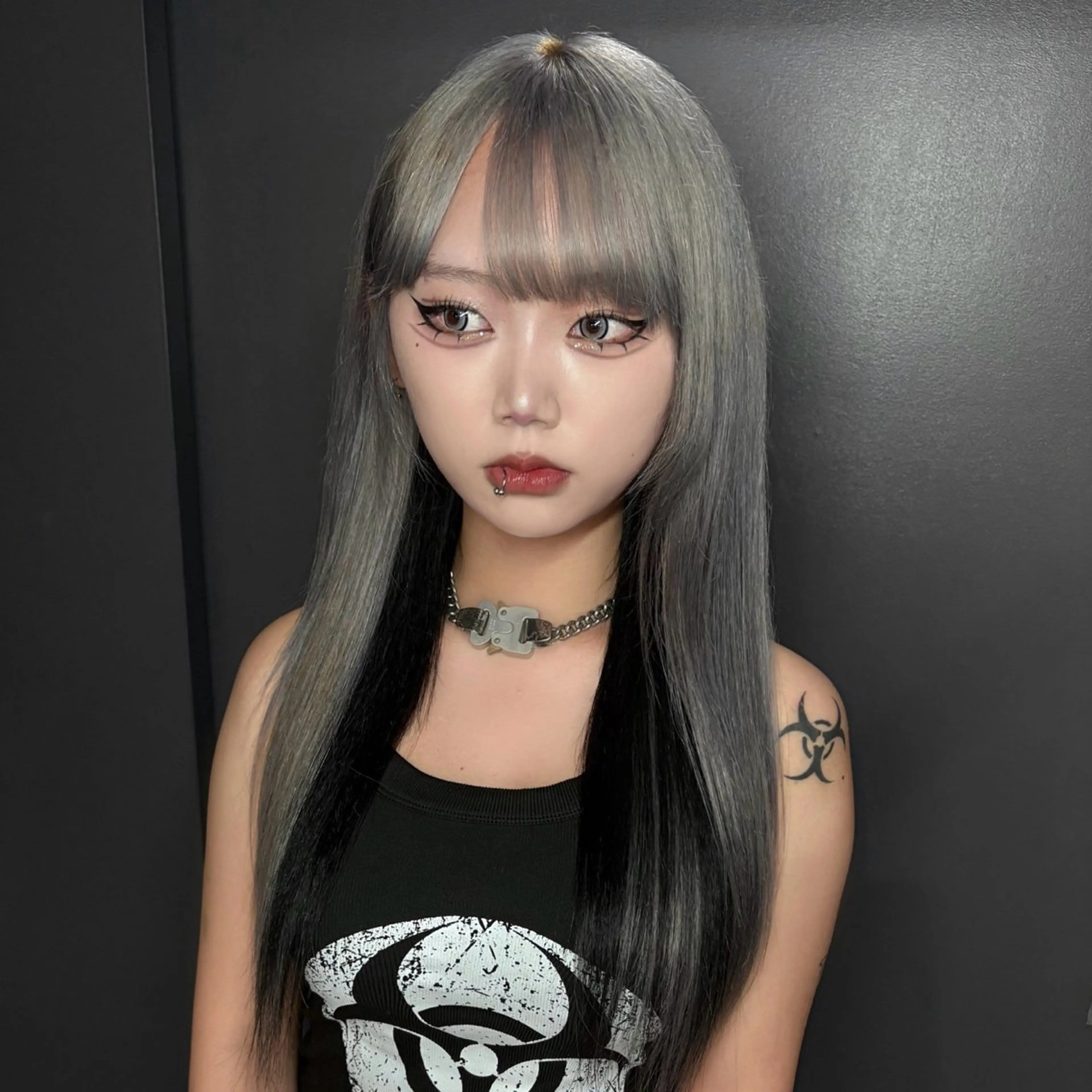 ロング カラー ブリーチ ケアブリーチ ハイトーンカラー ヘアカラー ★デザインカラー ハイトーン ももか★のヘアスタイル