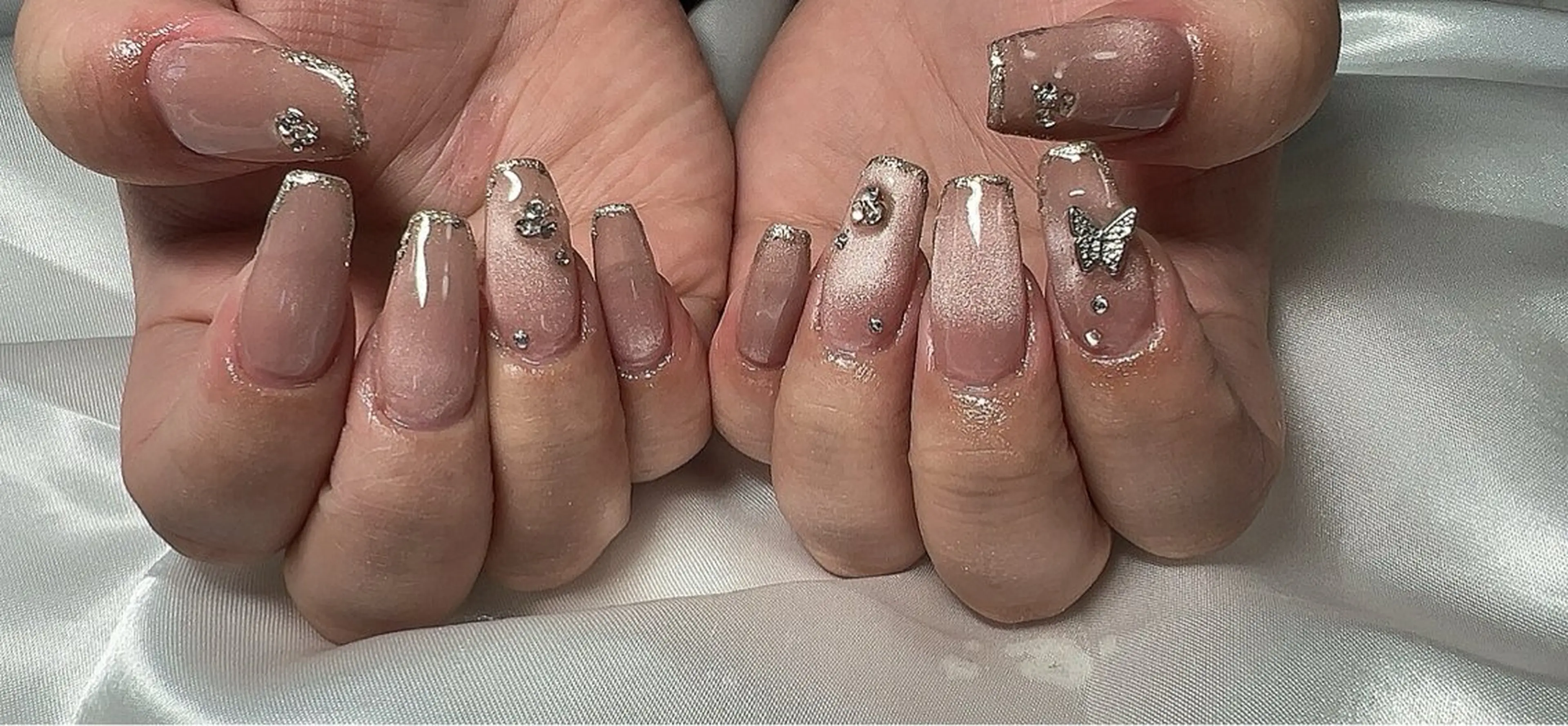 ネイル マグネットネイル ハンドネイル Ruana Nailのネイルデザイン