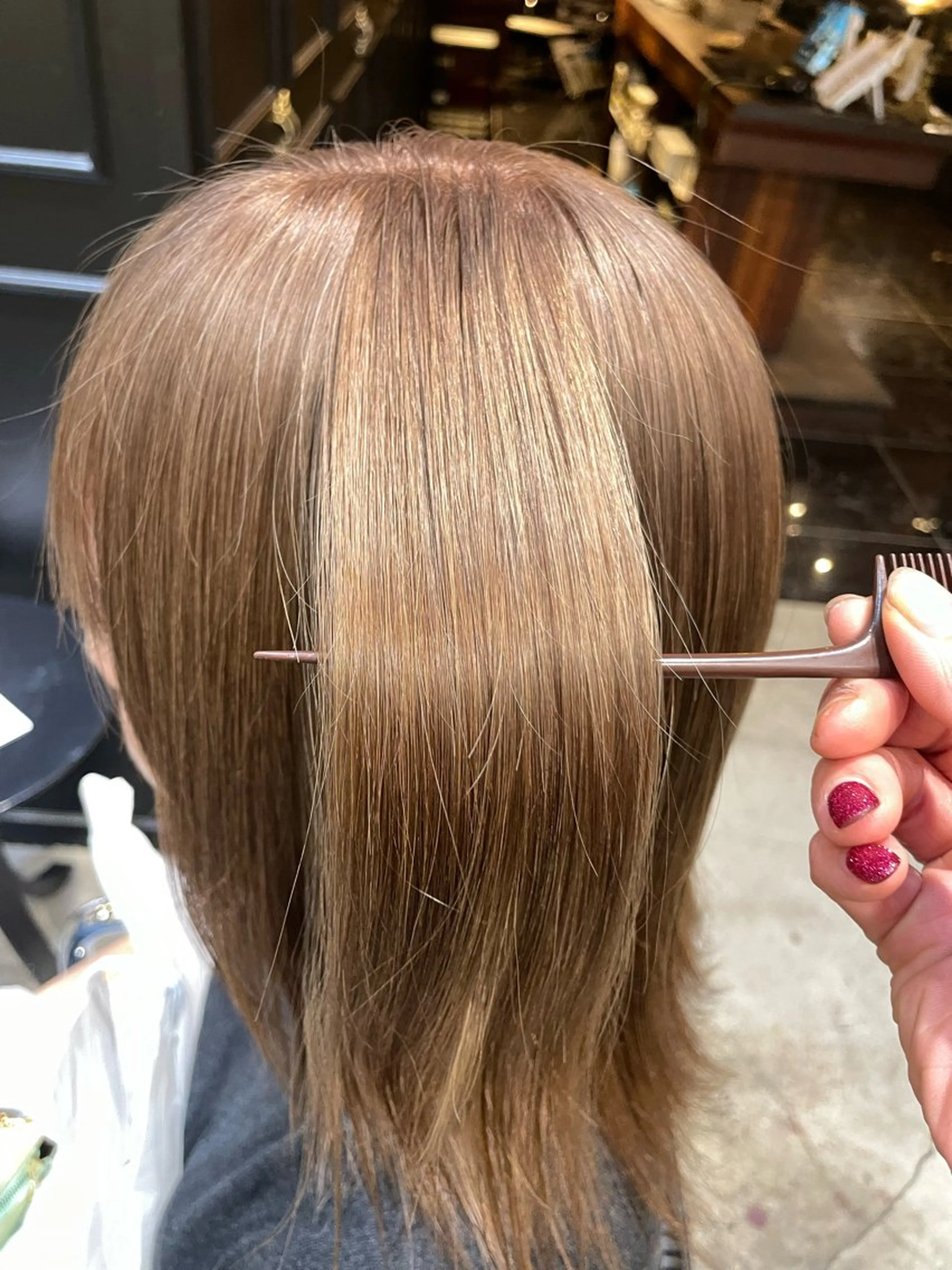 ミディアム カラー パーマ ヘアアレンジ レイヤー/ 透明感カラー/マドカのヘアスタイル