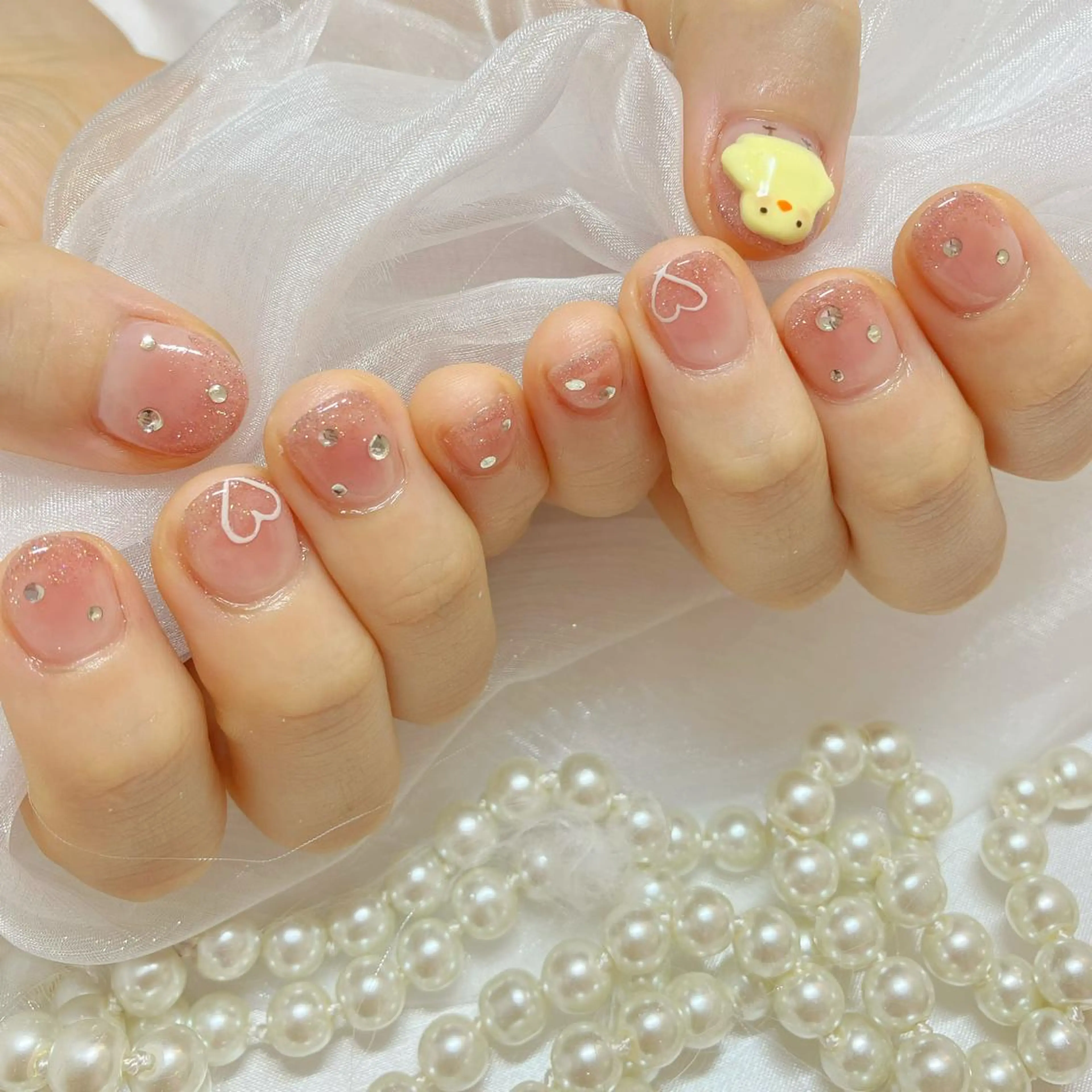 ネイル オーロラネイル チークネイル フラッシュネイル ジェルネイル ハート Amour baseのネイルデザイン