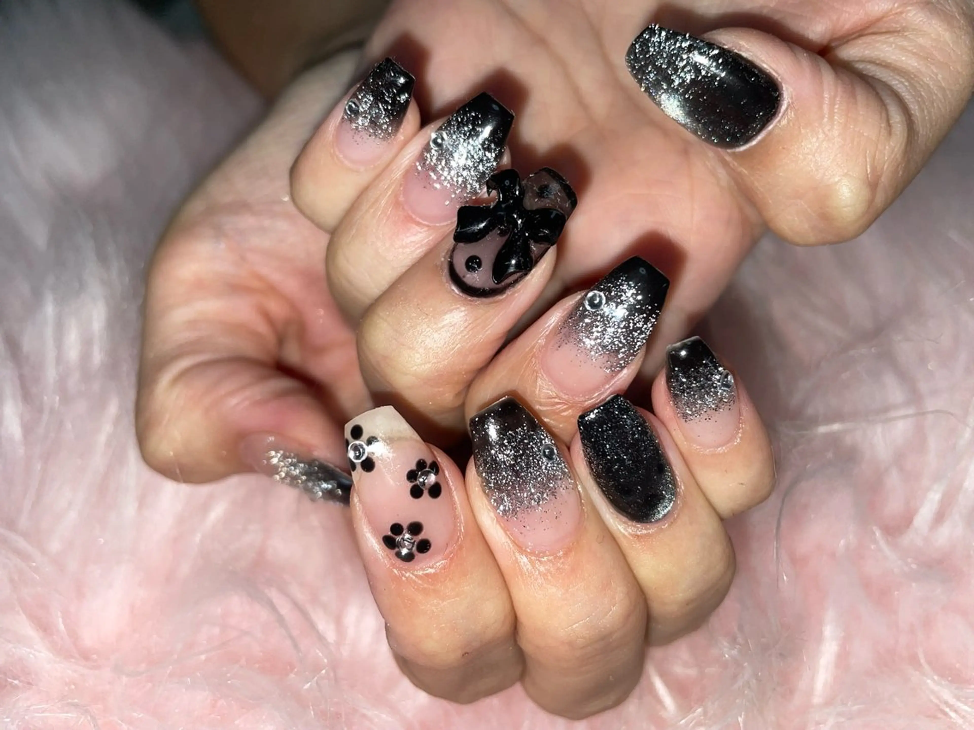 ネイル 安永 彩香のネイルデザイン