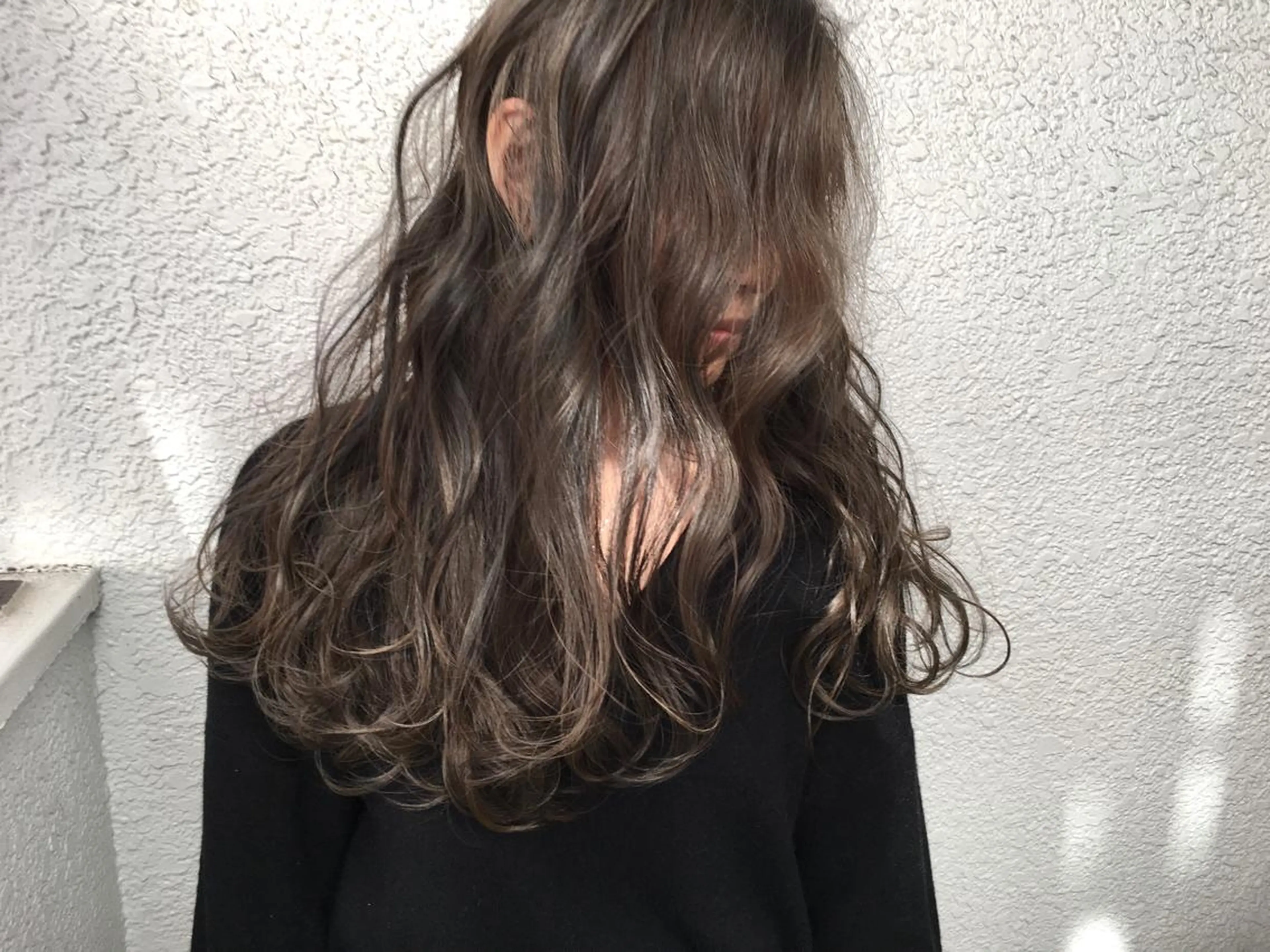 セミロング ロング カラー パーマ ヘアアレンジ ケアブリーチ白髪染め TAKUMIのヘアスタイル