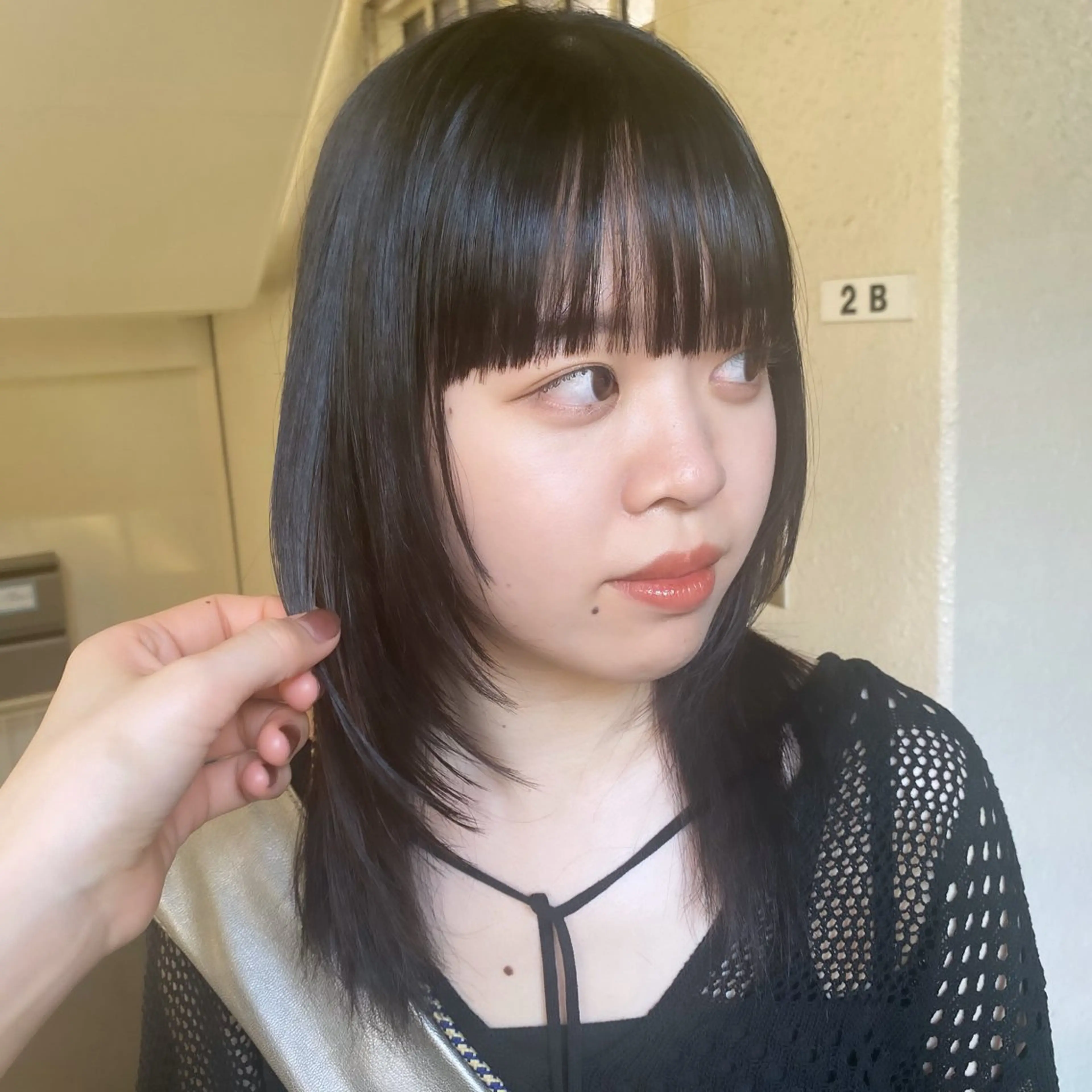 セミロング カラー ヘアアレンジ 透明感カラー ダブルカラー ハイトーンカラー 髪質改善 韓国風ヘア カット トリートメント 🌟🍒ハイトーン 韓国ヘア/ユウミのヘアスタイル