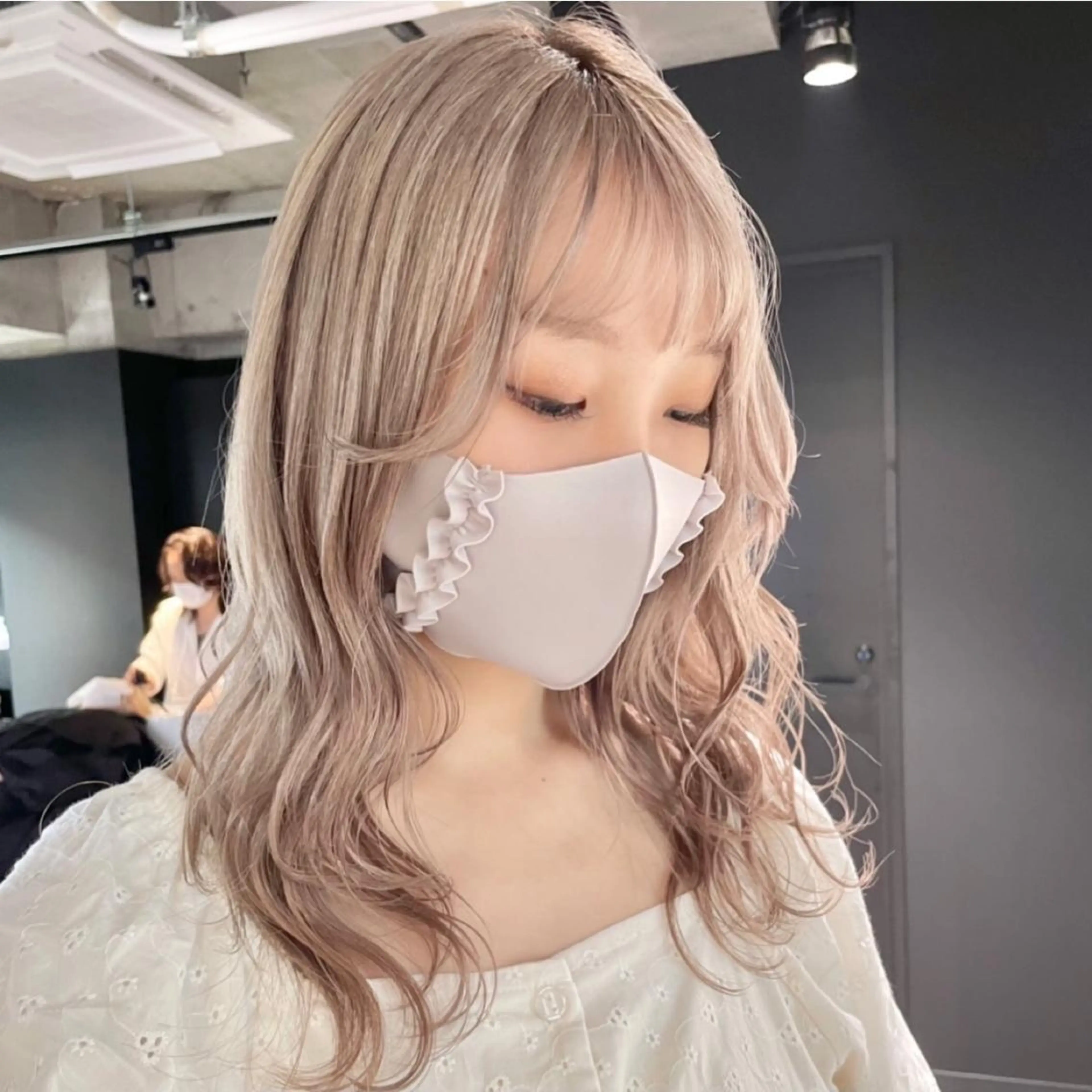 セミロング カラー ベージュカラー ミルクティーベージュ ヘアカラー トリートメント MiL所属・✨ハイトーン✨ 濱田知孝のヘアスタイル