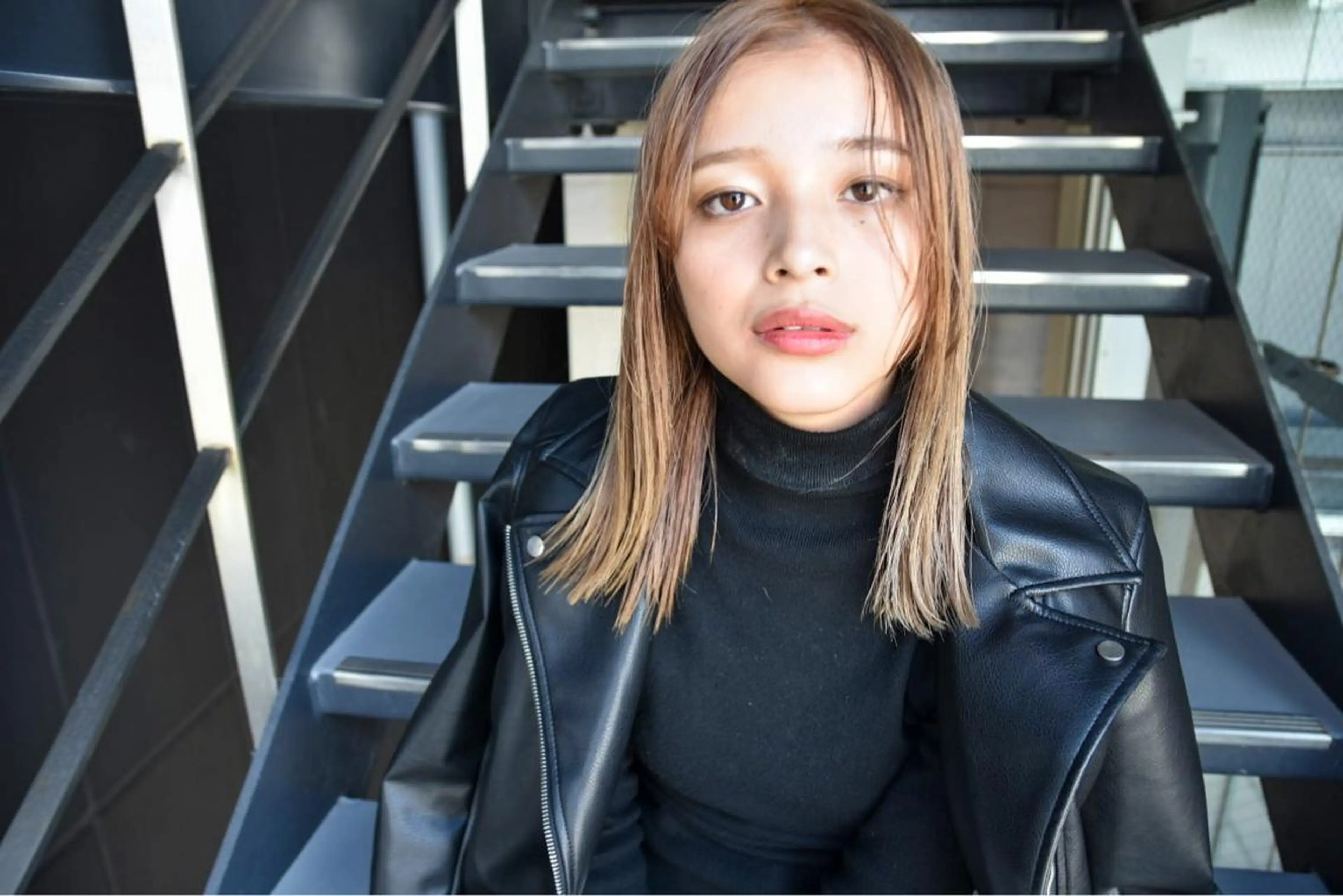 セミロング Trip 大名🌟 ダブルカラーのヘアスタイル