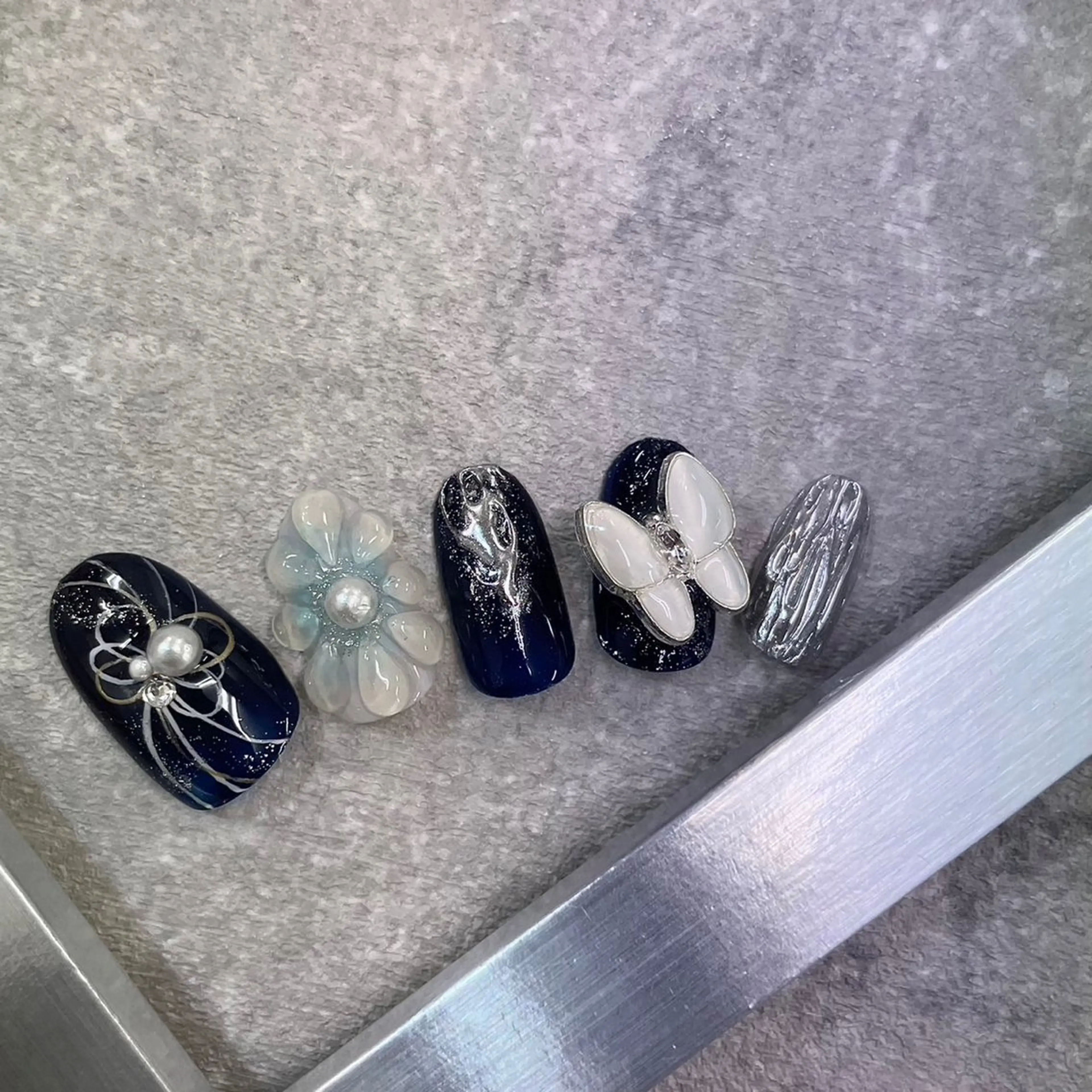 ネイル NUMAZAWA KASUMIのネイルデザイン