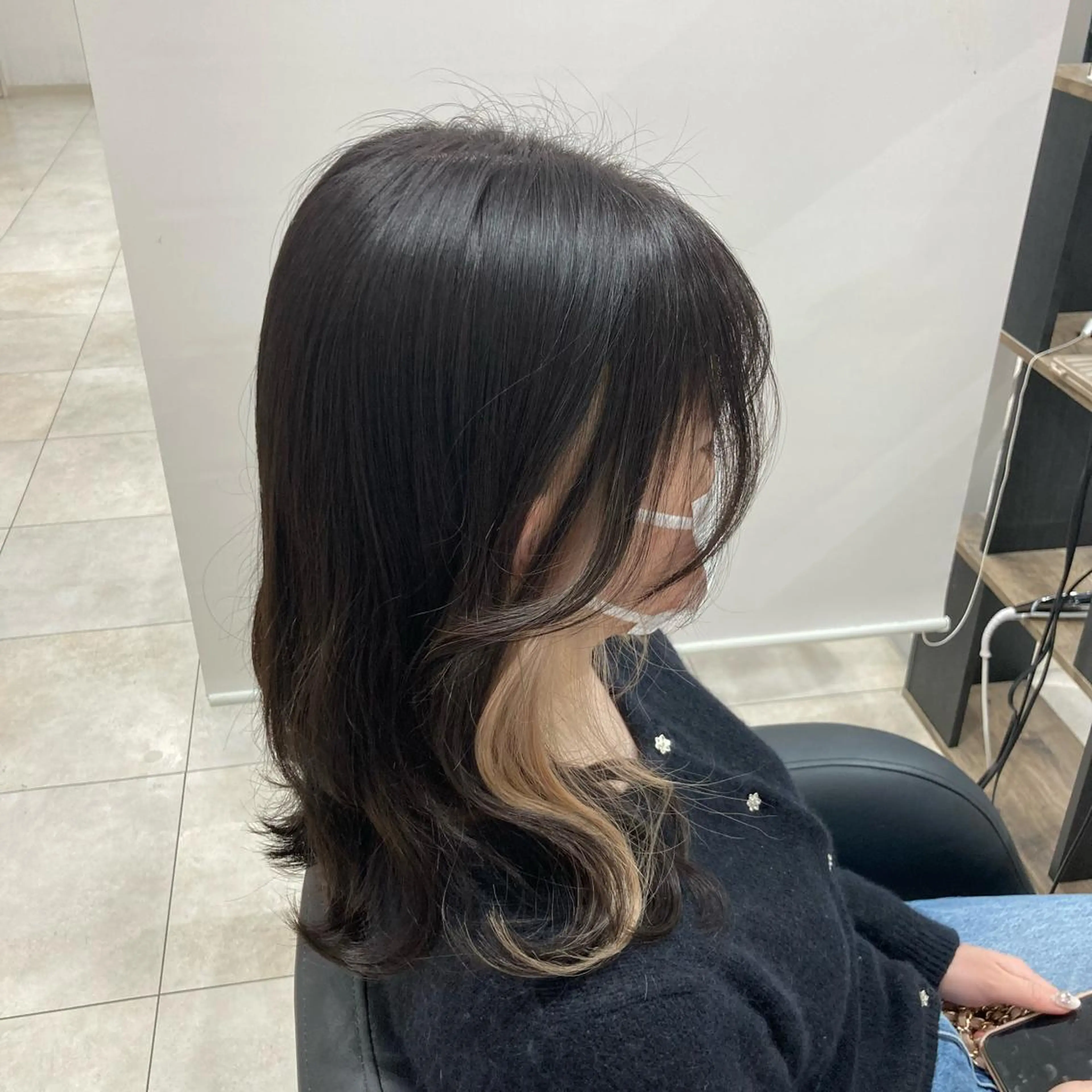 セミロング カラー ブリーチ ヘアカラー ピンクカラー🎀 米津 美佑のマツエク・マツパデザイン